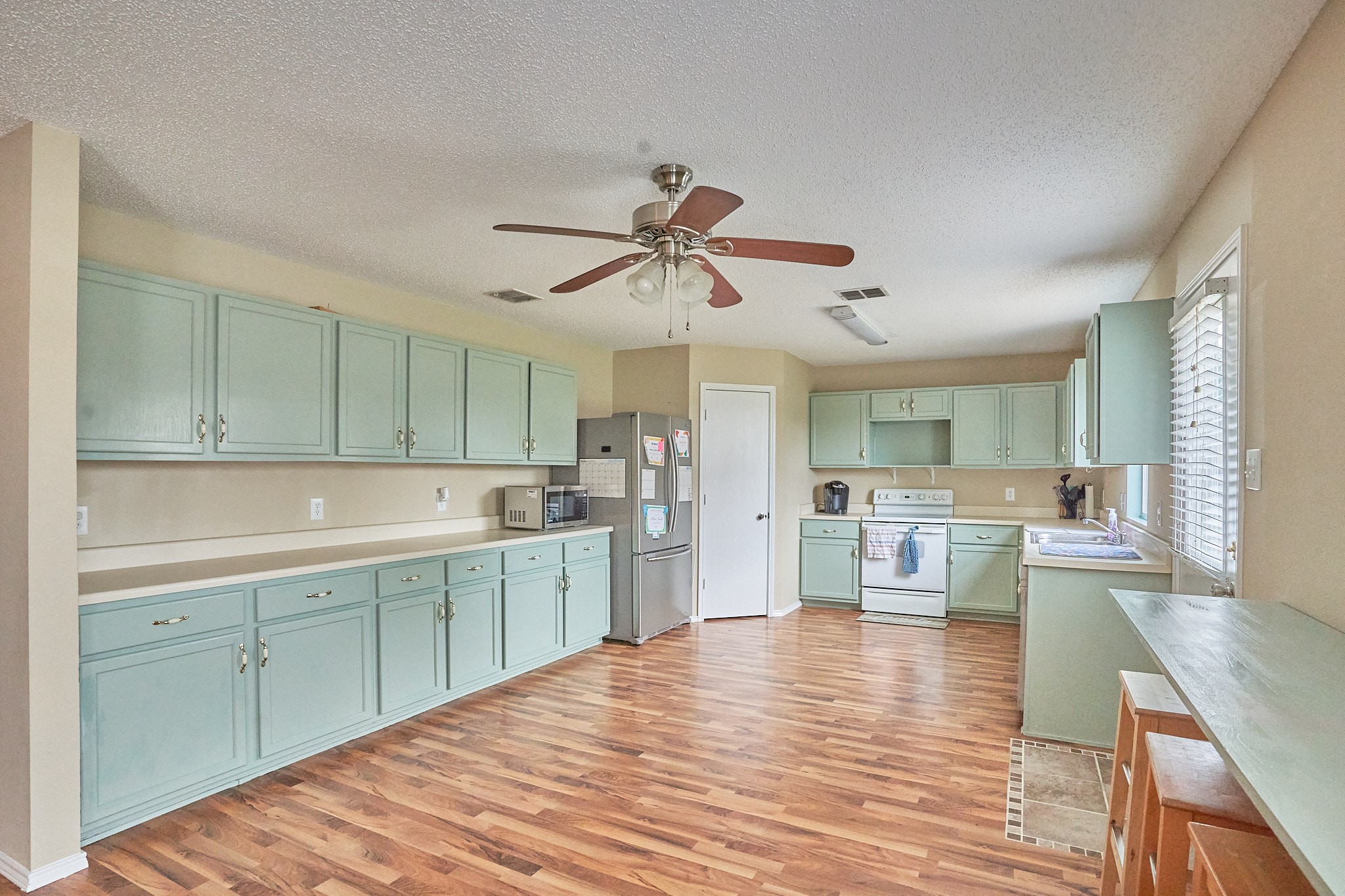 2405 Chestnut Drive