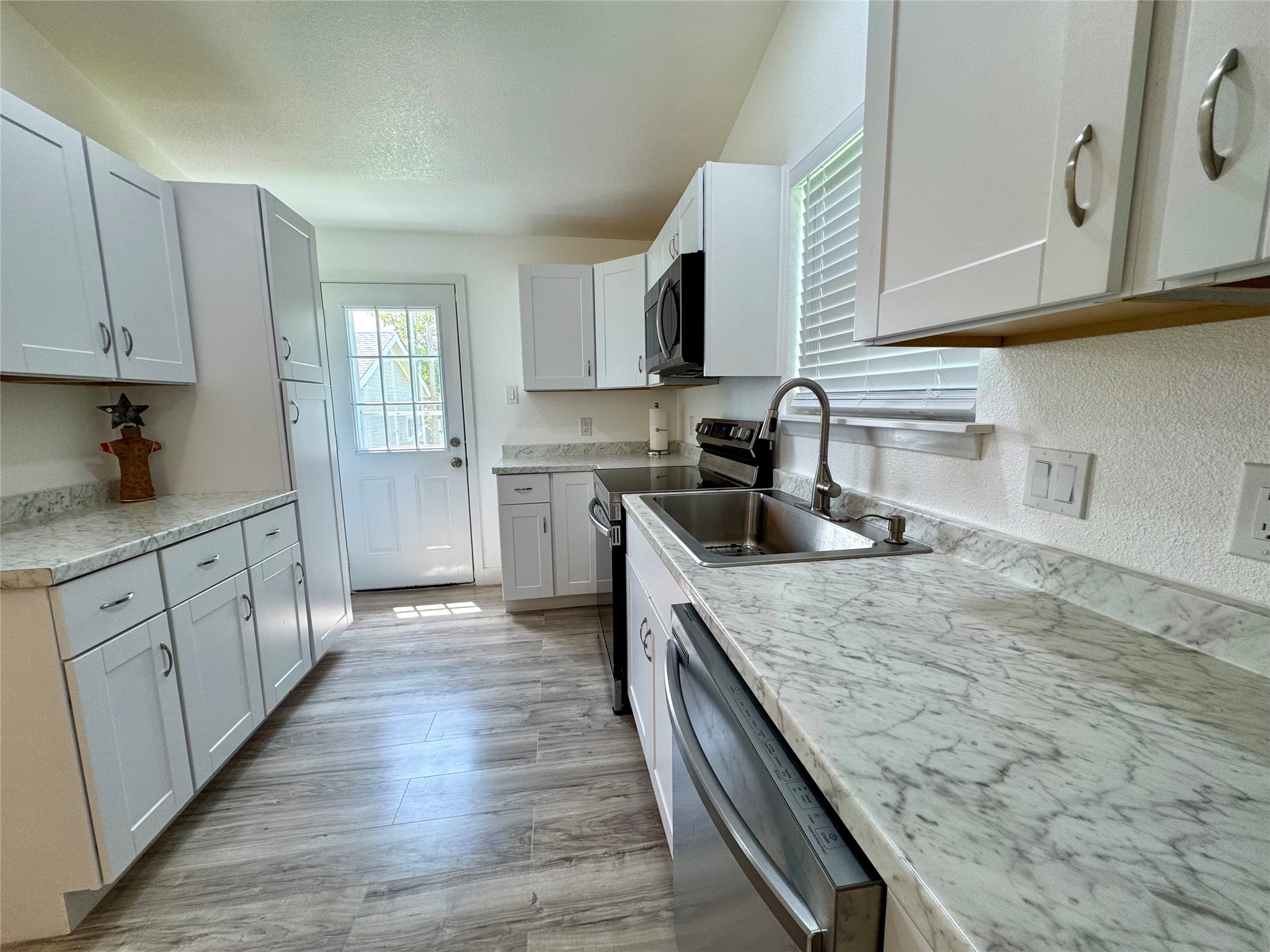 5777 County Road 927