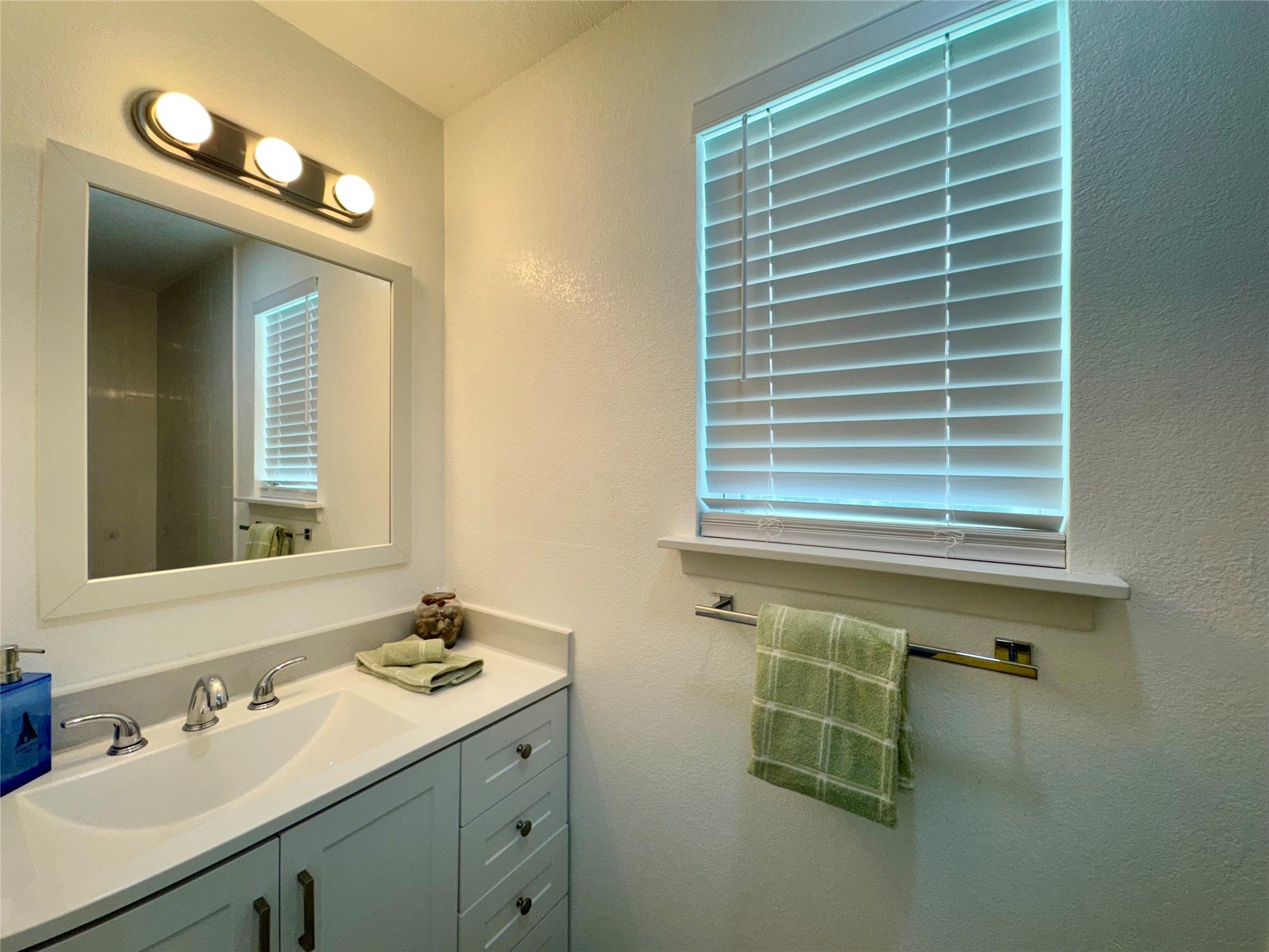 5777 County Road 927