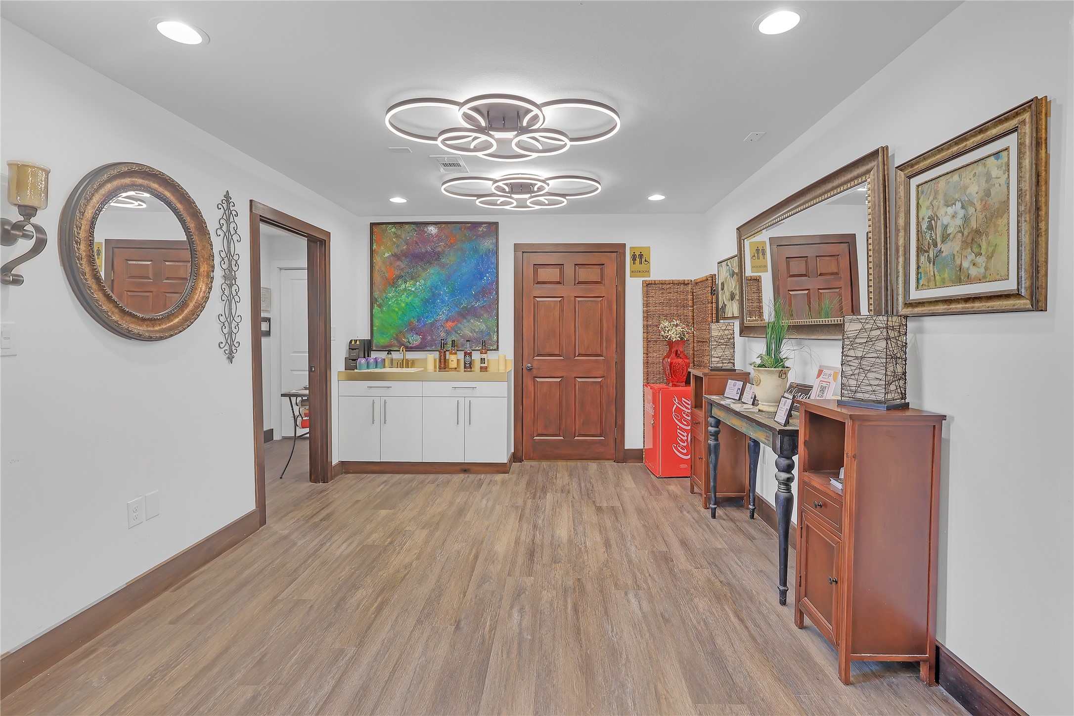 213 Mckinney Avenue