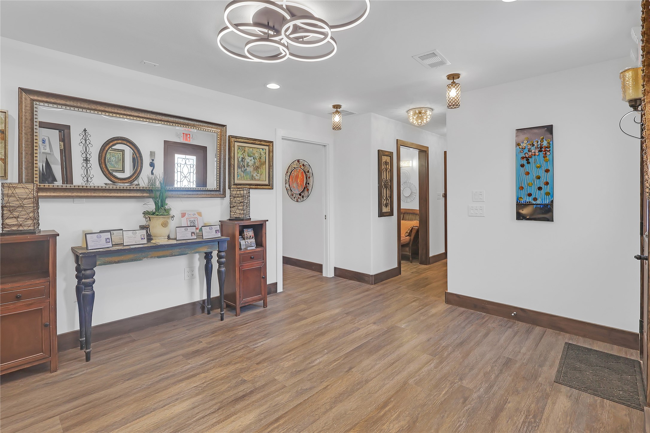 213 Mckinney Avenue