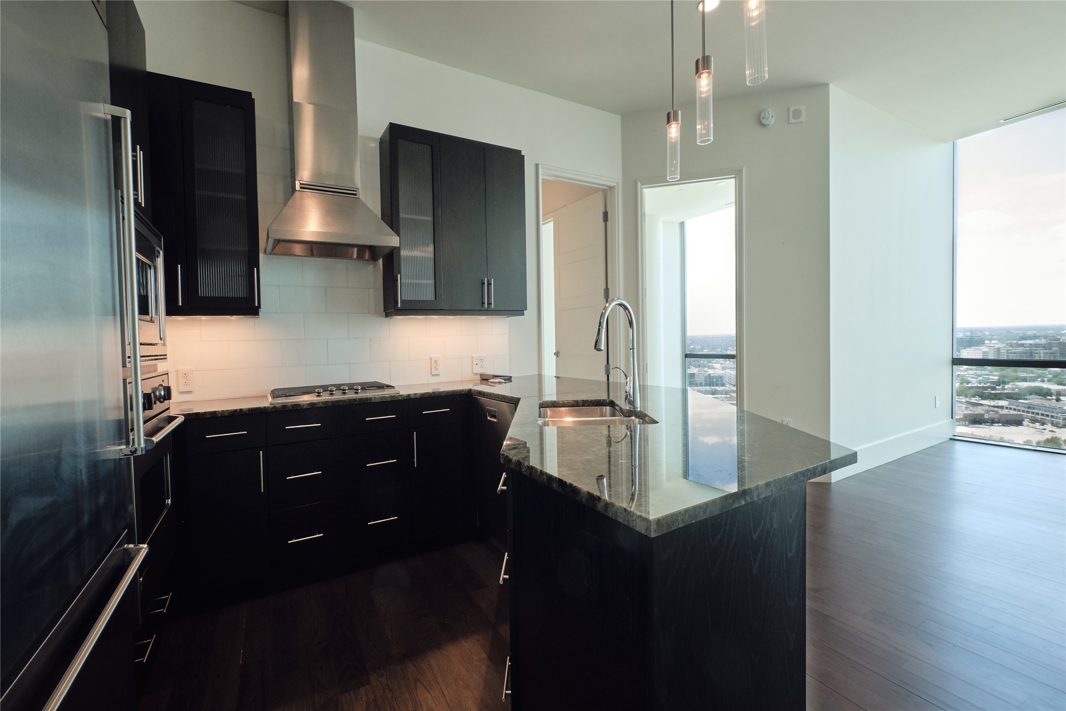 1301 Throckmorton Street 2106