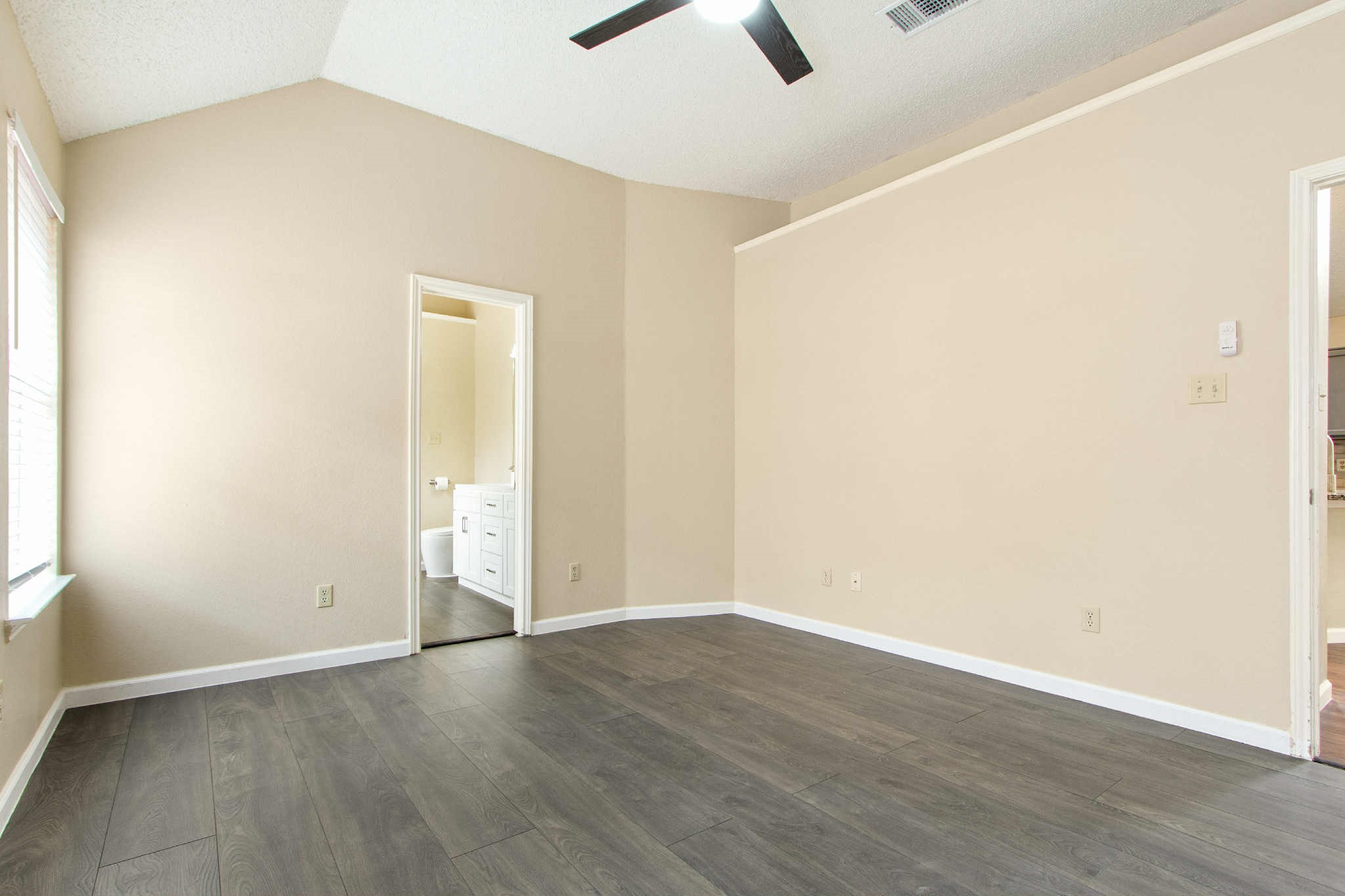 6510 White Oak Drive