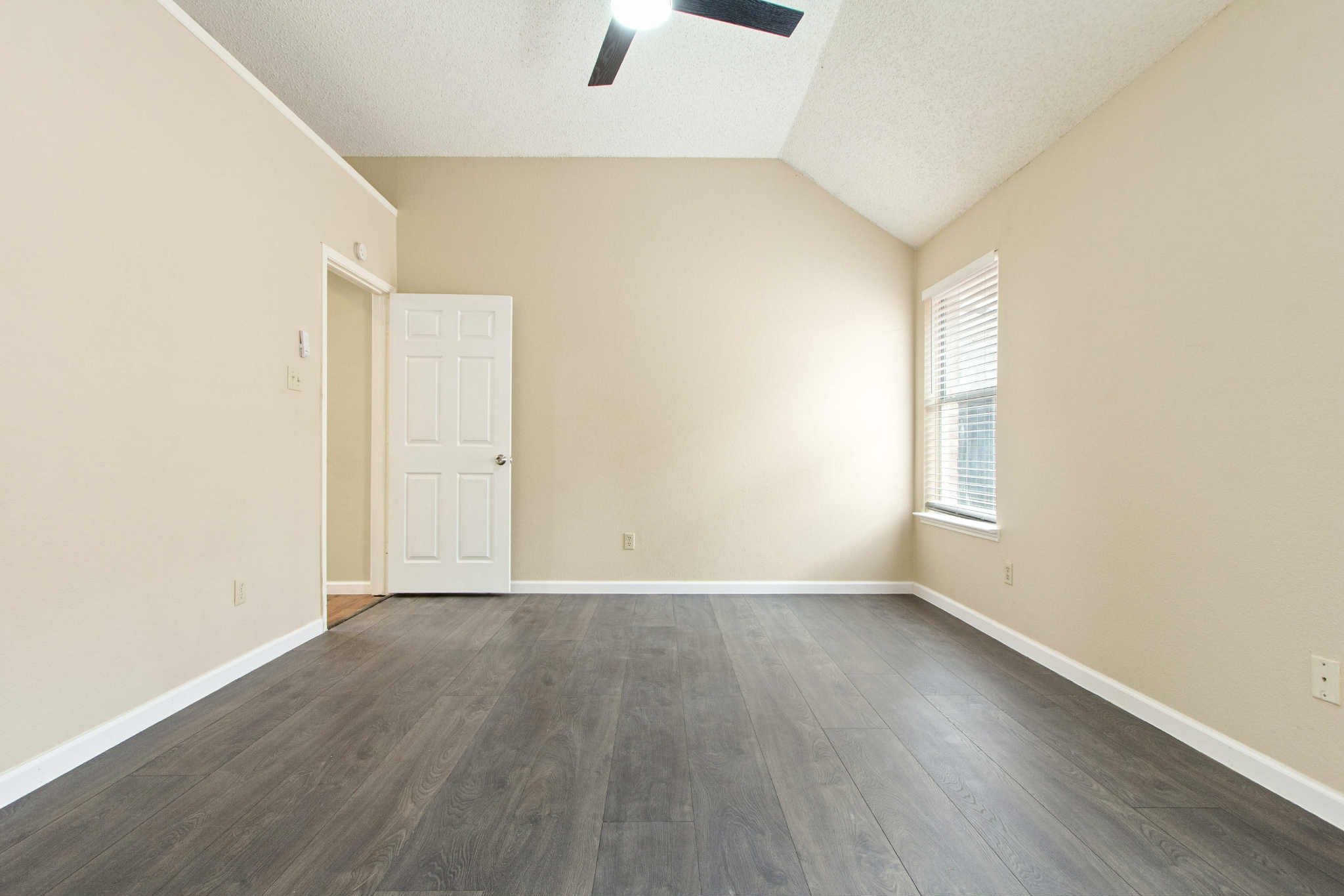 6510 White Oak Drive