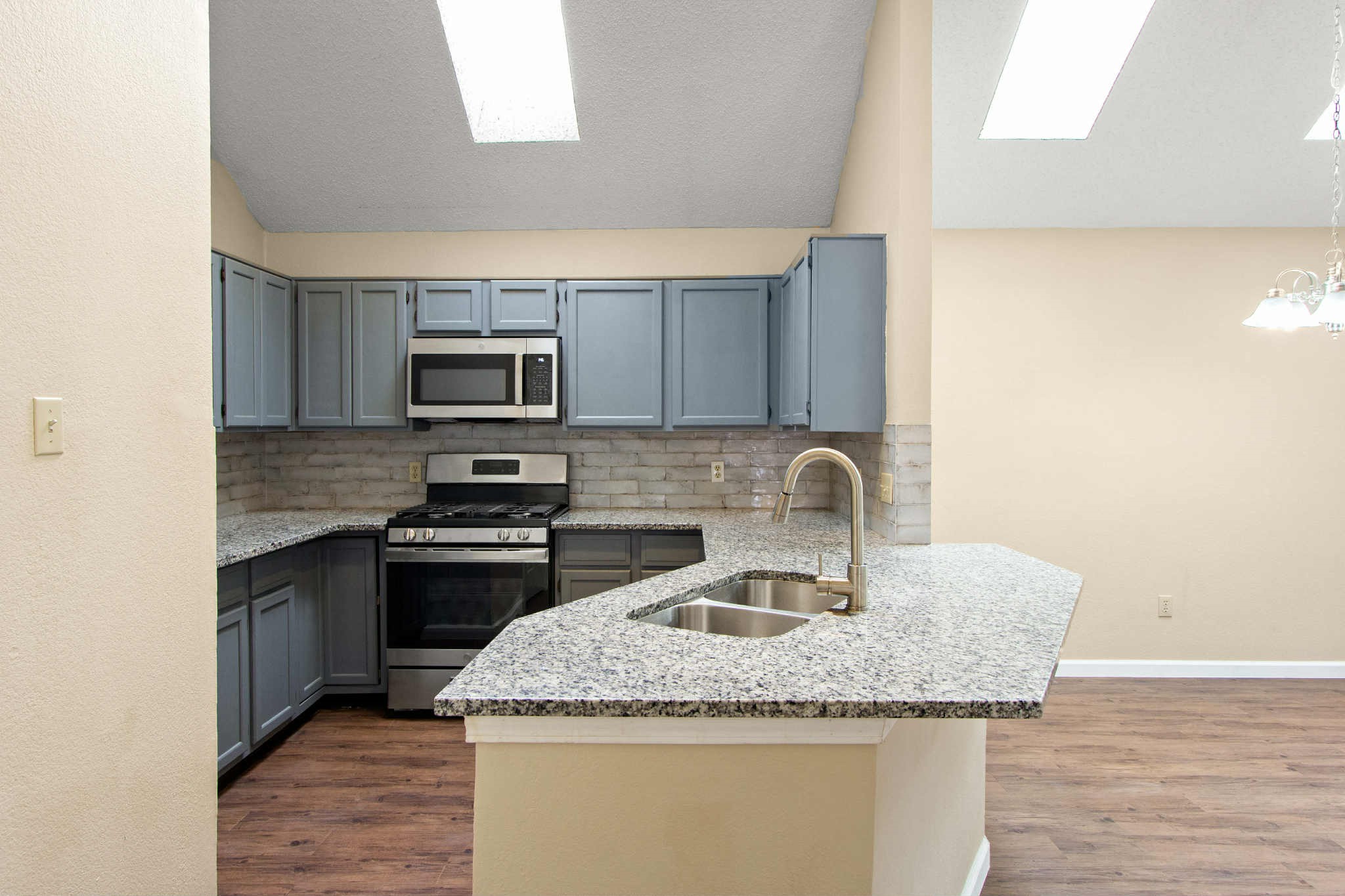 6510 White Oak Drive