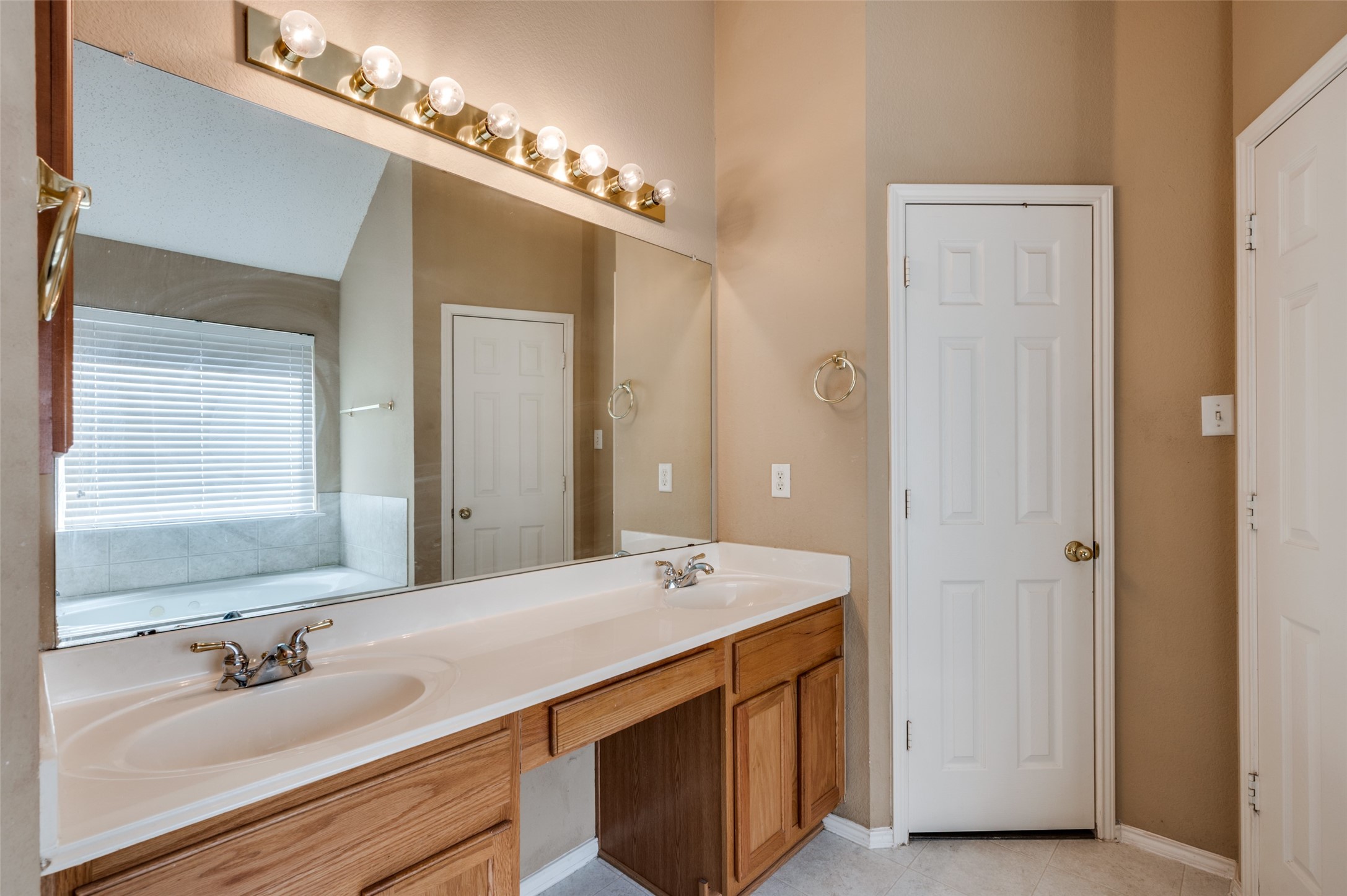 8520 Rock Creek Drive