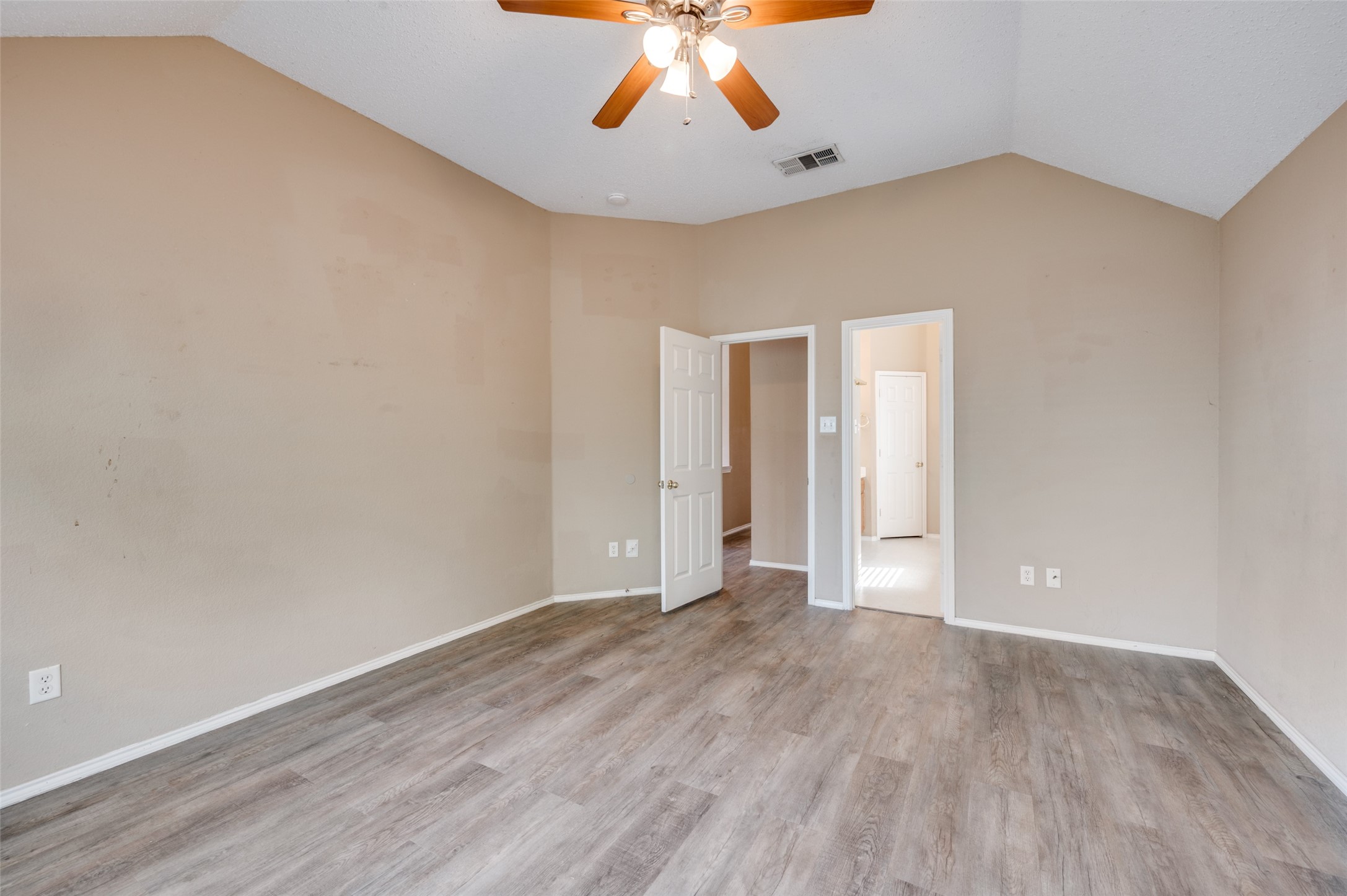 8520 Rock Creek Drive