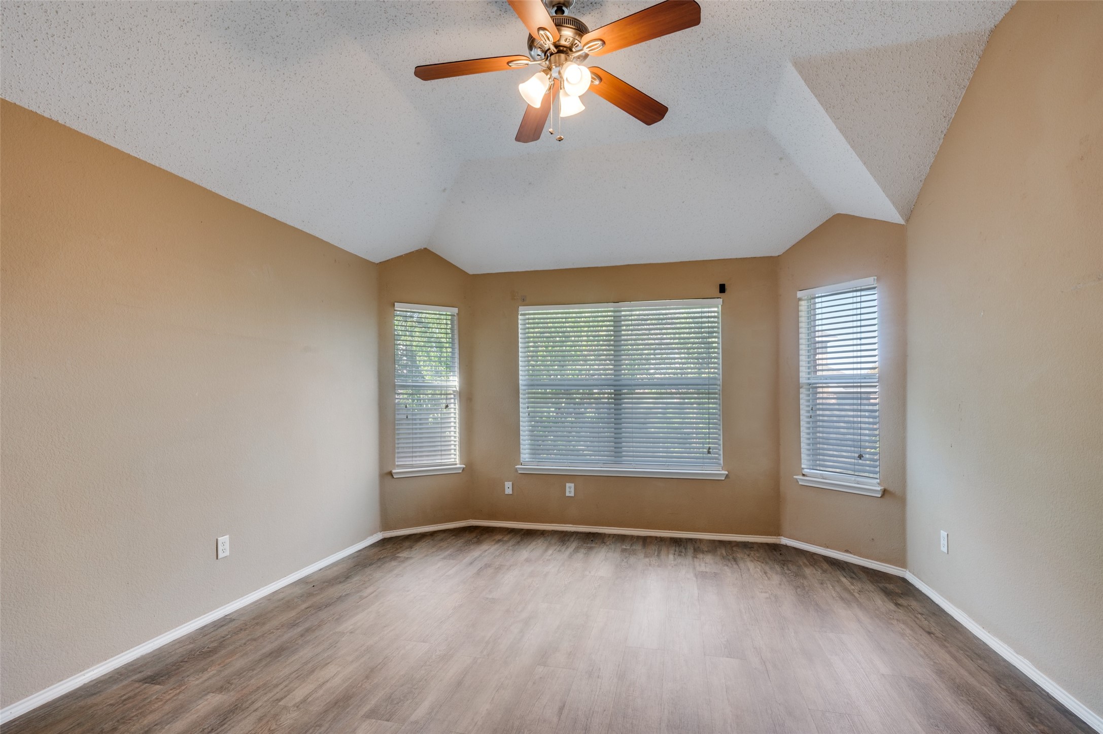 8520 Rock Creek Drive