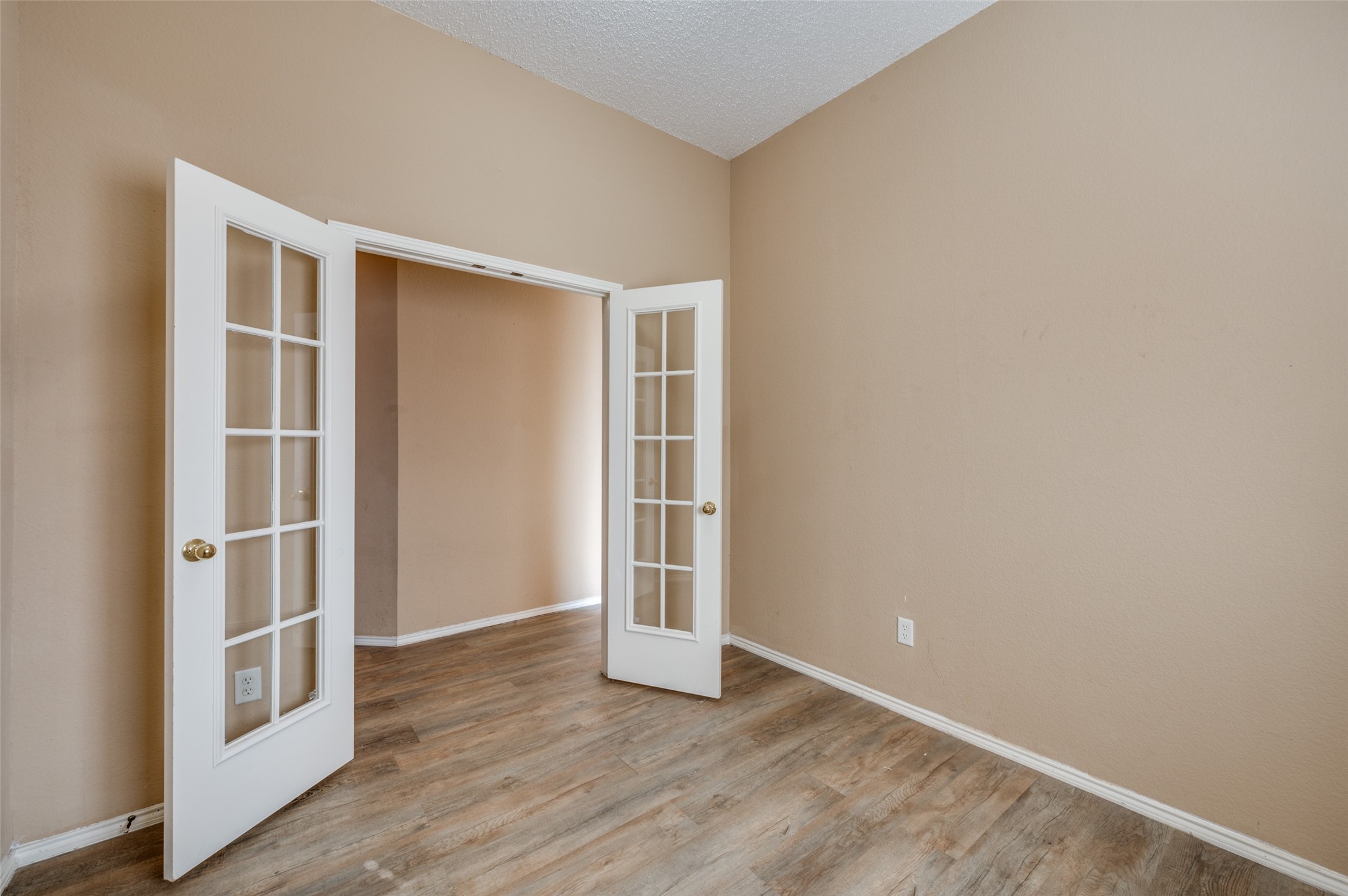 8520 Rock Creek Drive