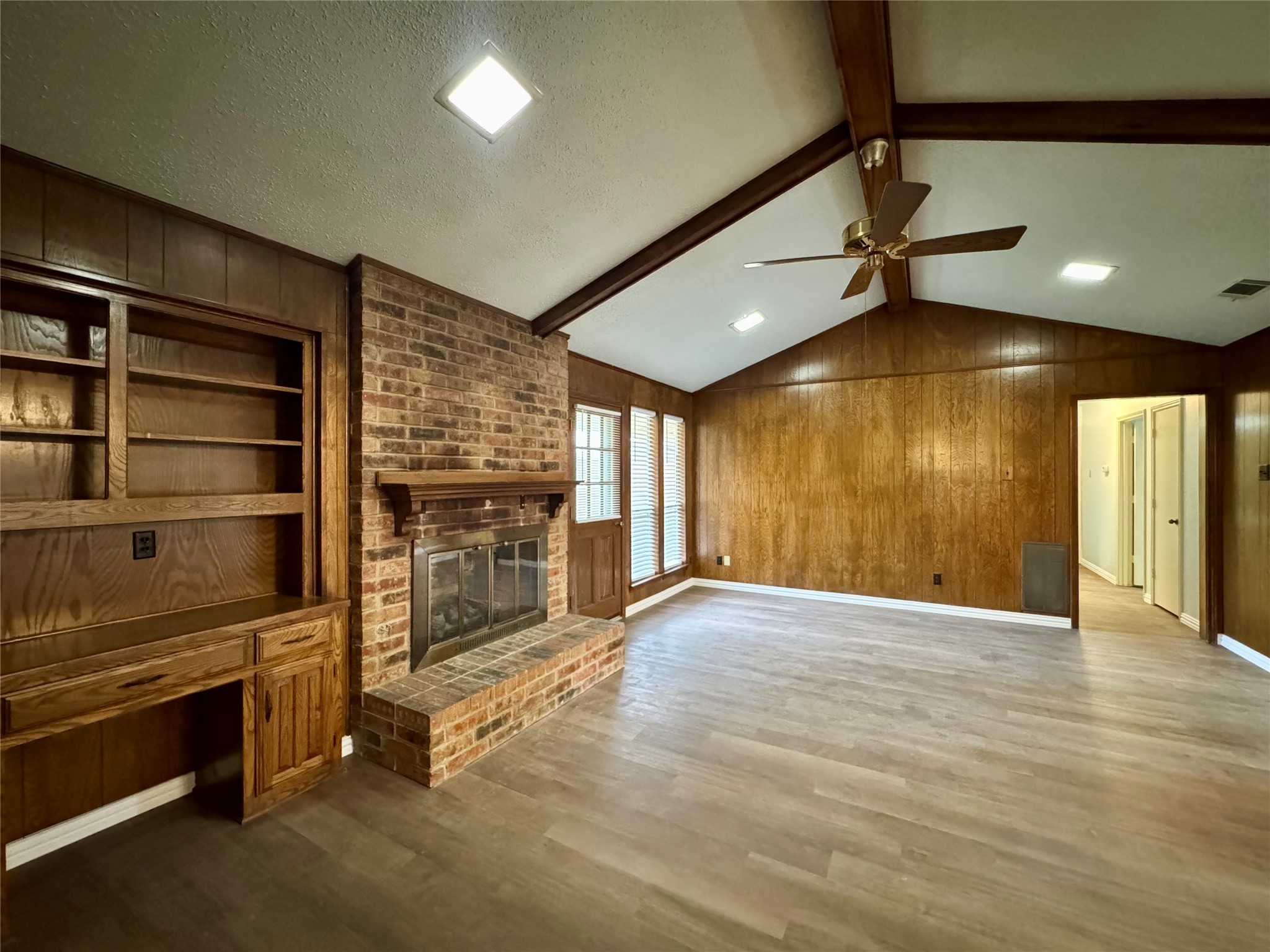 1925 Glen Hill Drive