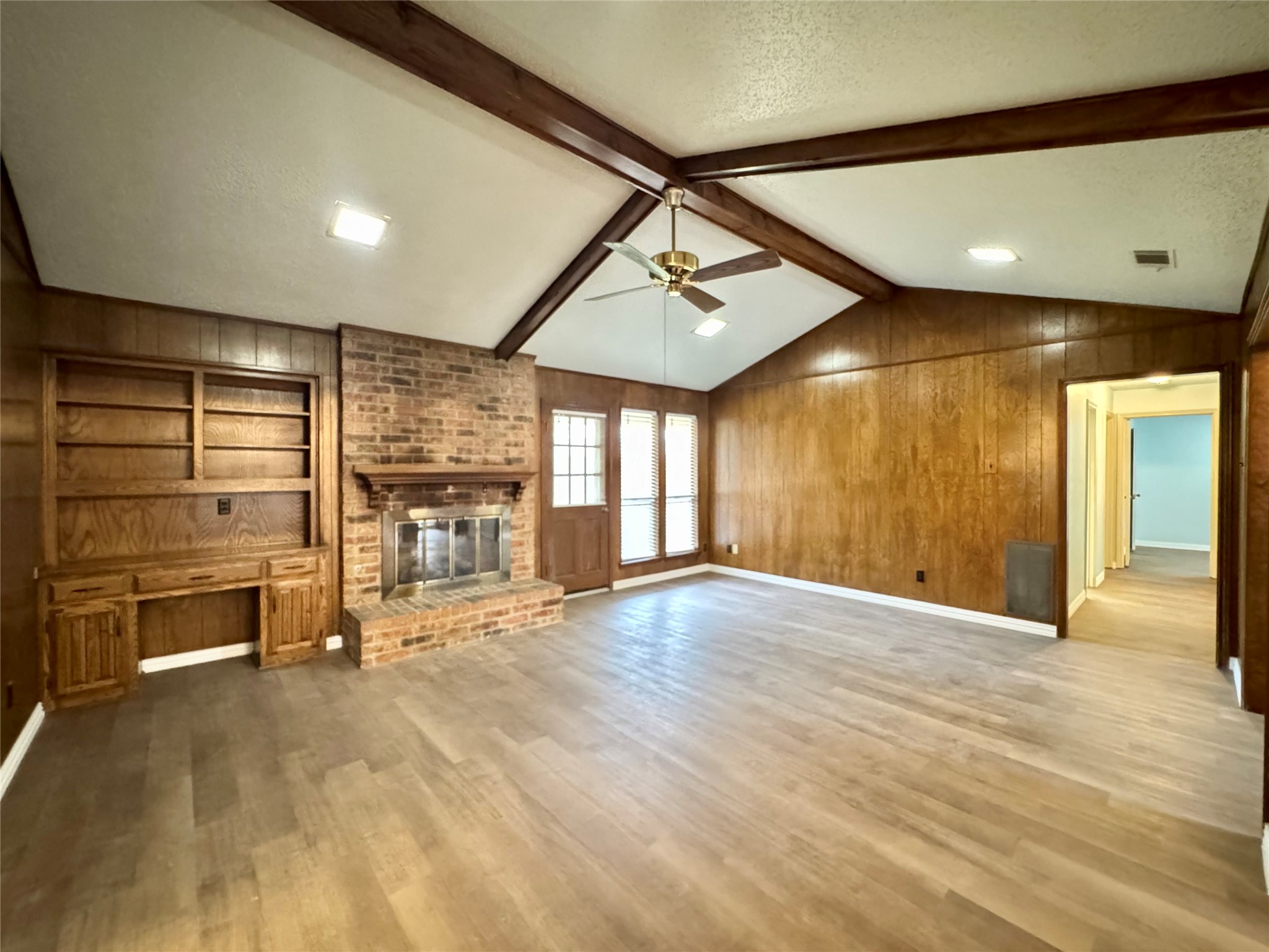 1925 Glen Hill Drive