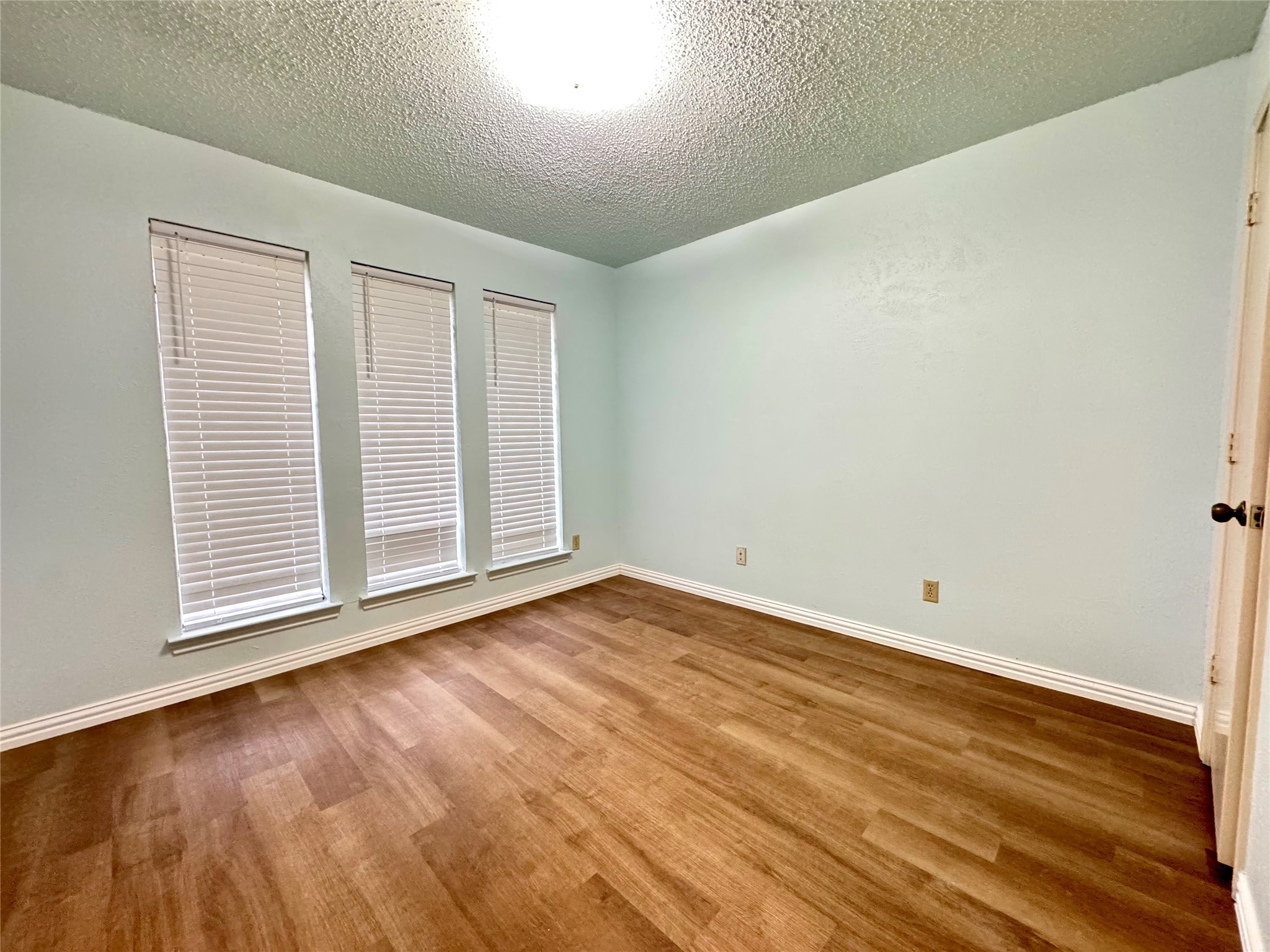 1925 Glen Hill Drive