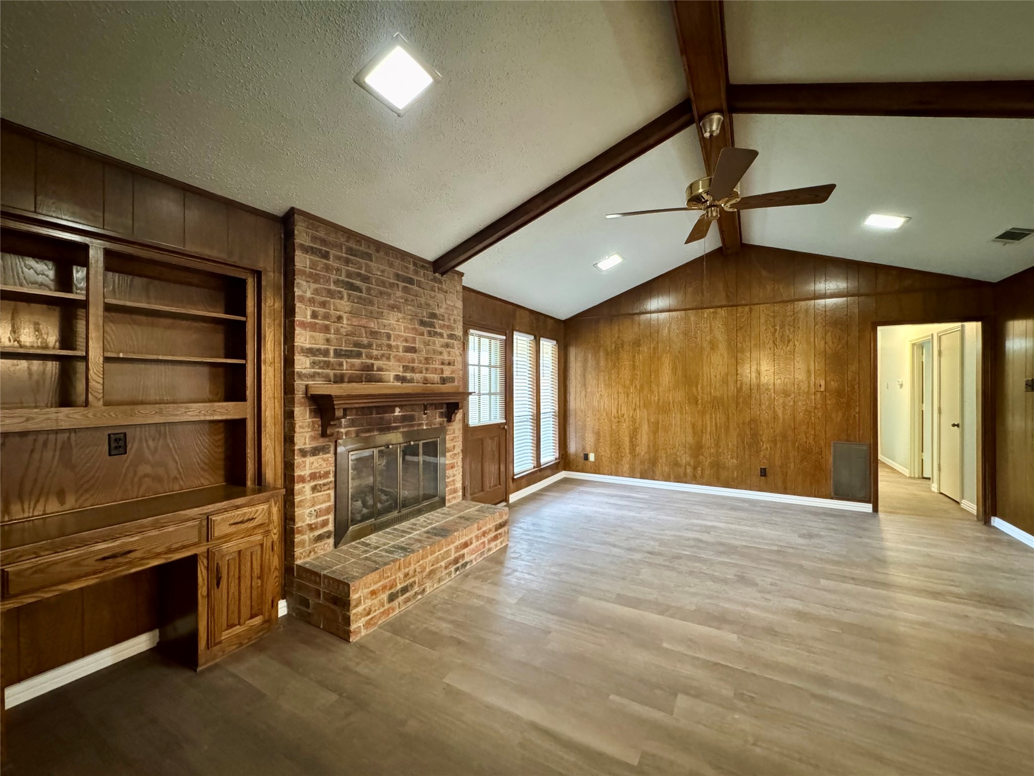 1925 Glen Hill Drive