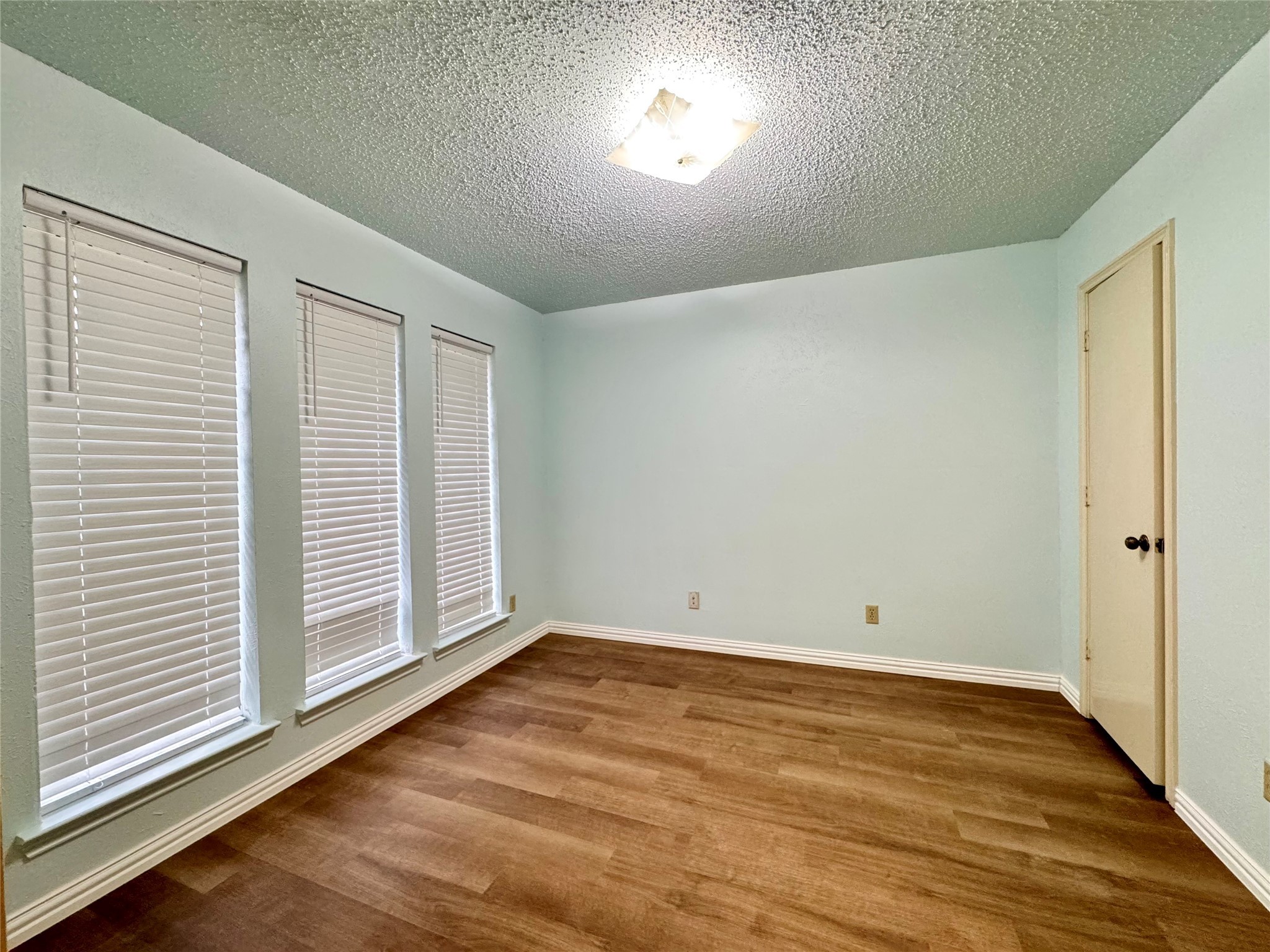 1925 Glen Hill Drive