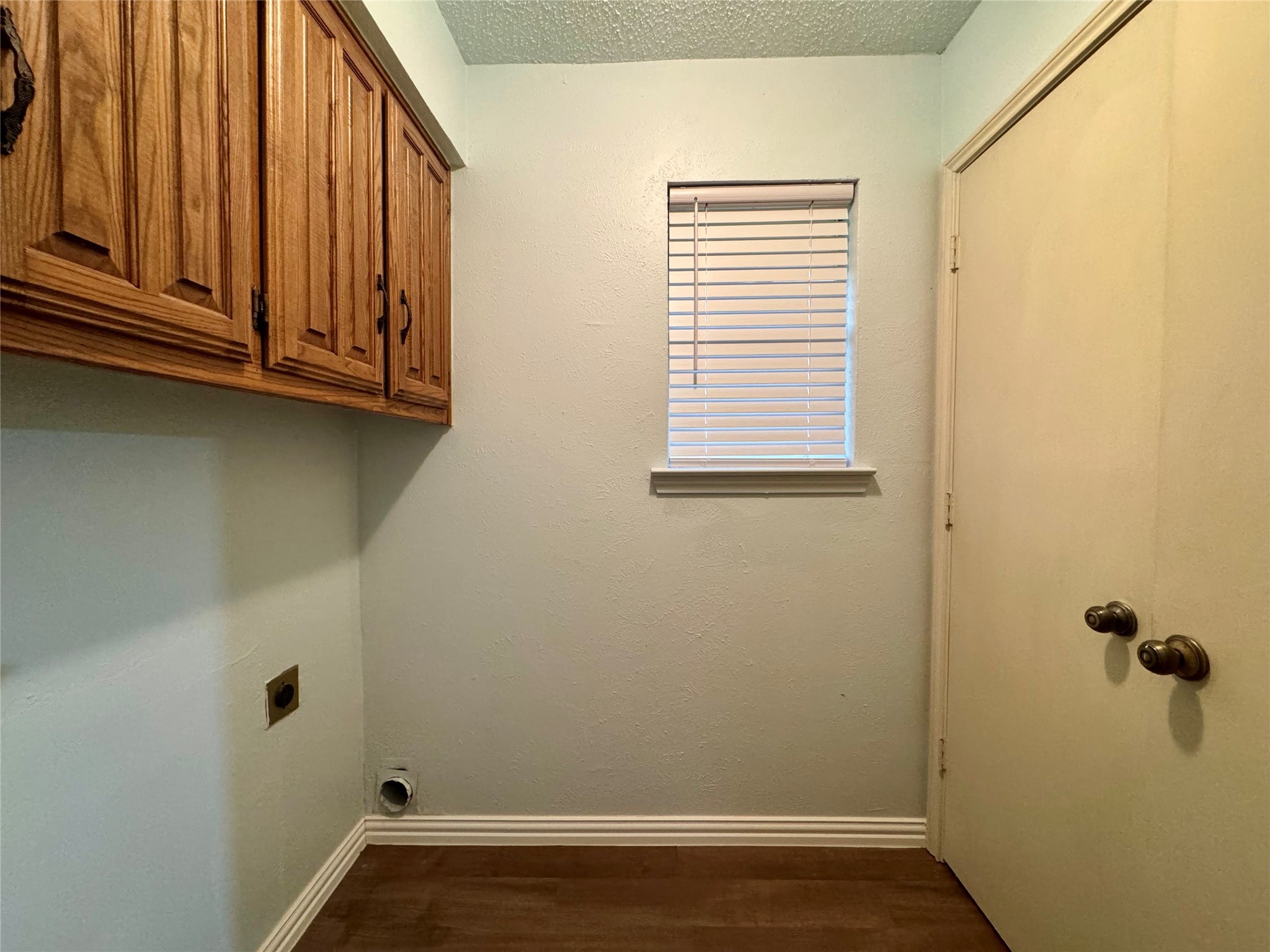 1925 Glen Hill Drive