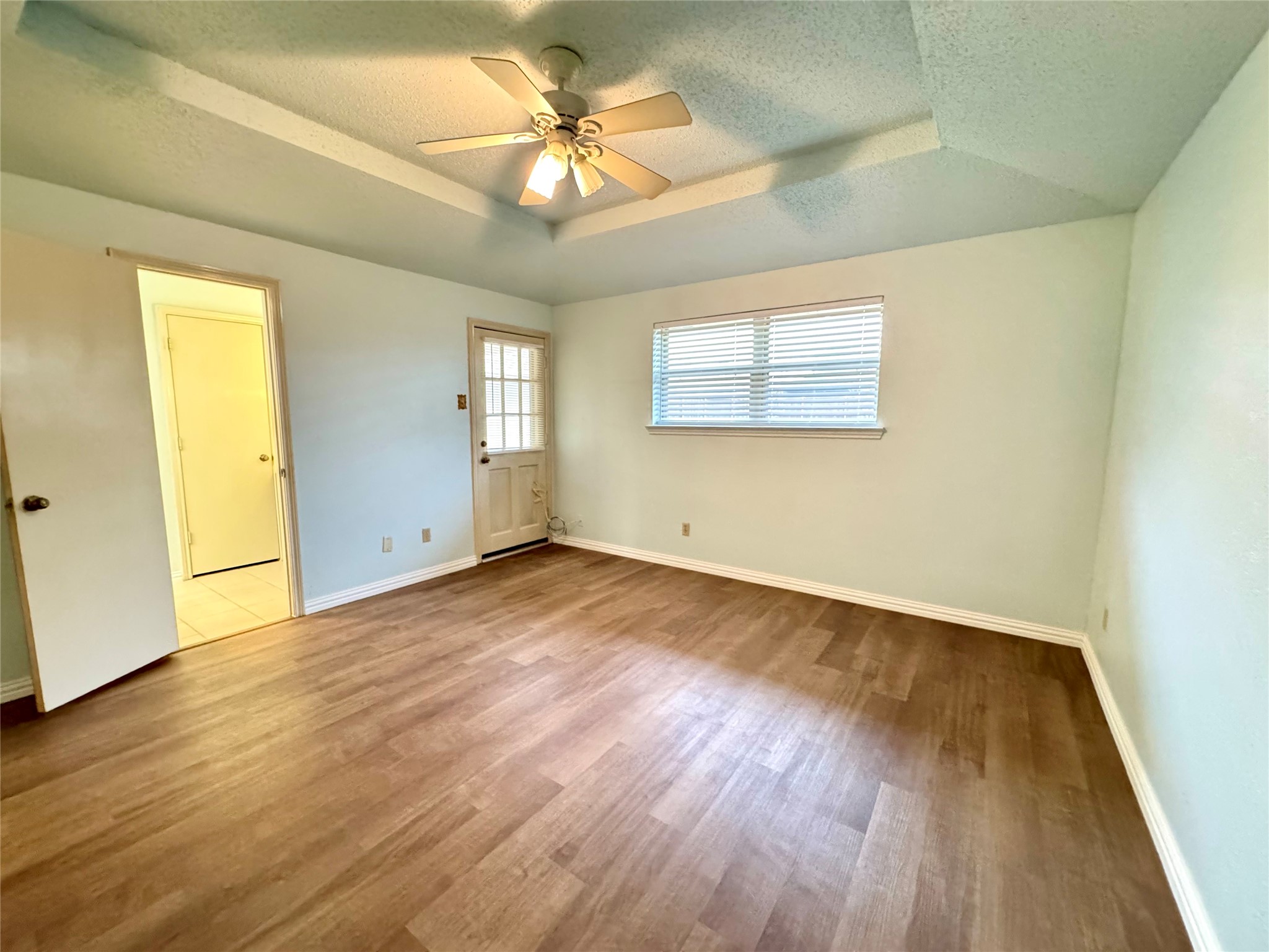 1925 Glen Hill Drive