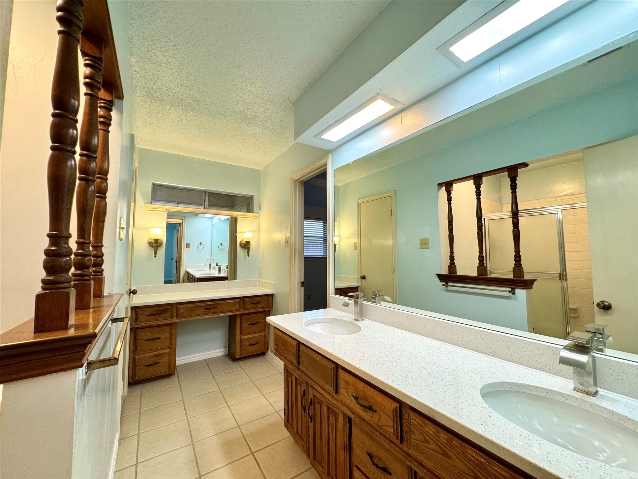 1925 Glen Hill Drive