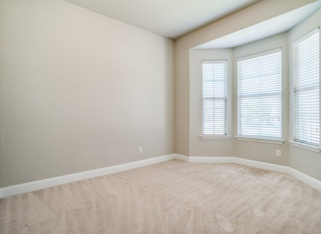 5405 Tuscarora Trail