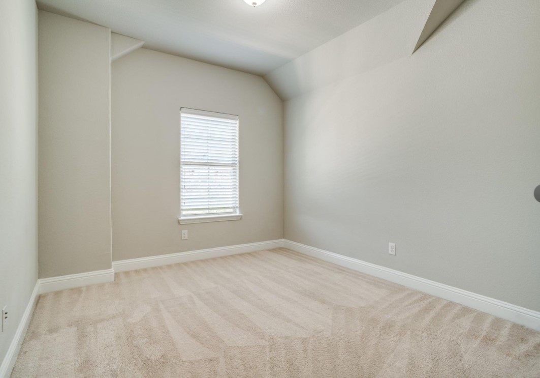 5405 Tuscarora Trail