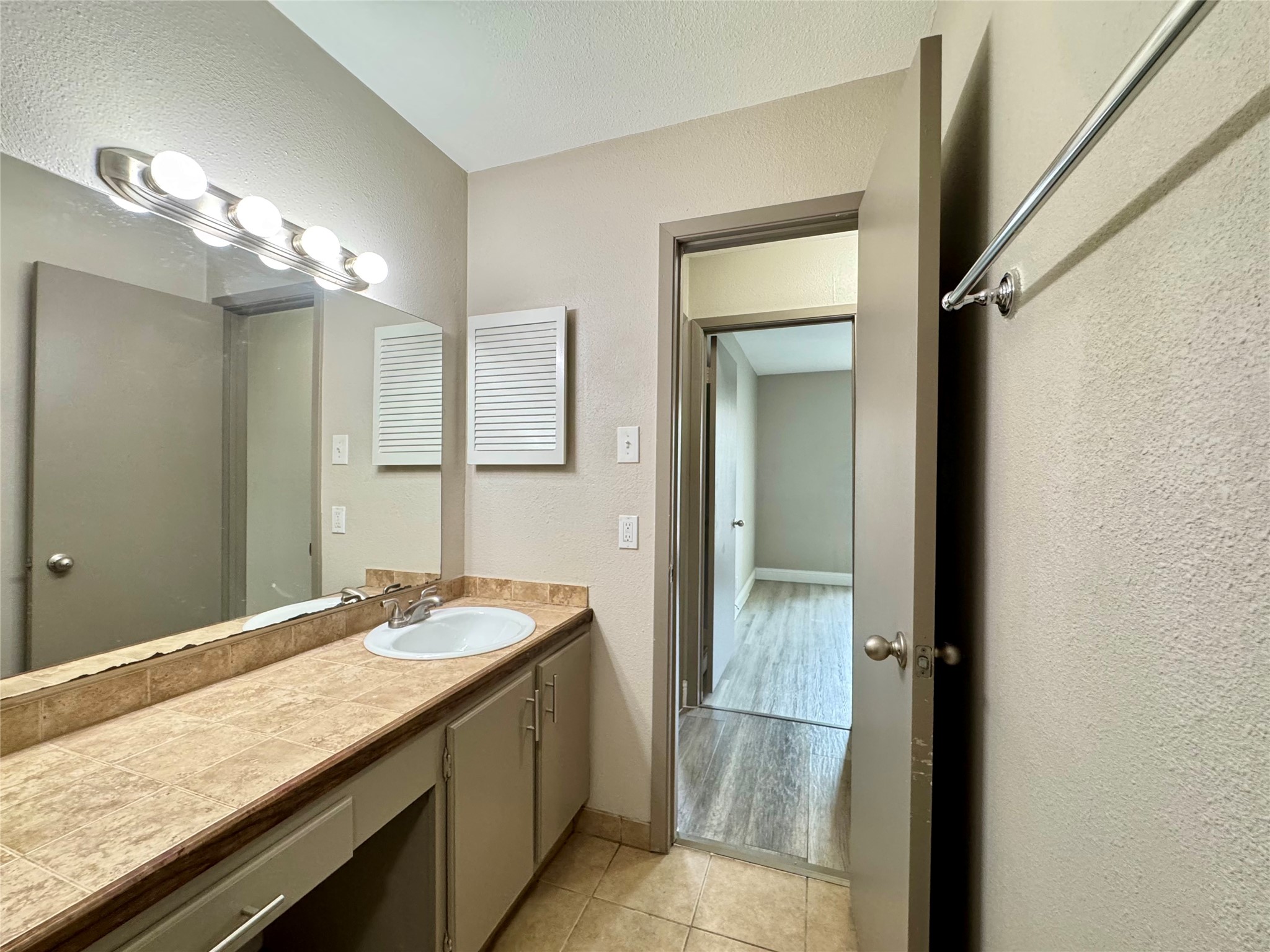 5981 Arapaho Road 303