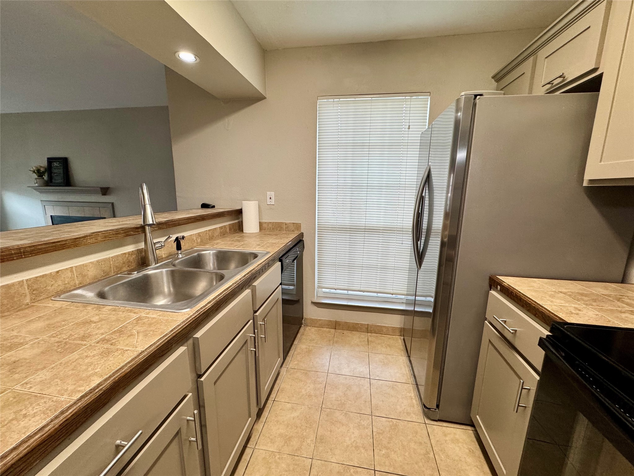 5981 Arapaho Road 303