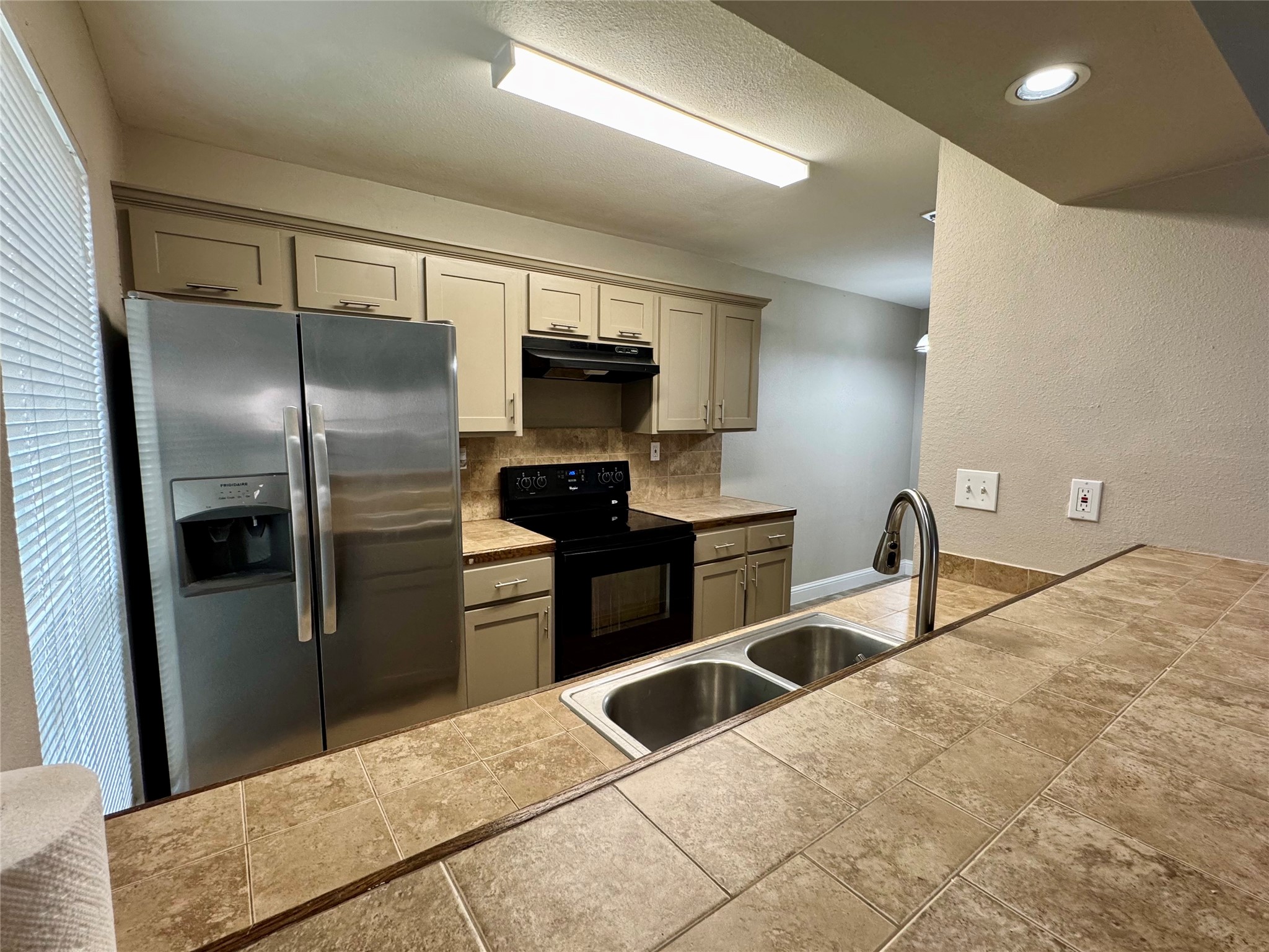 5981 Arapaho Road 303