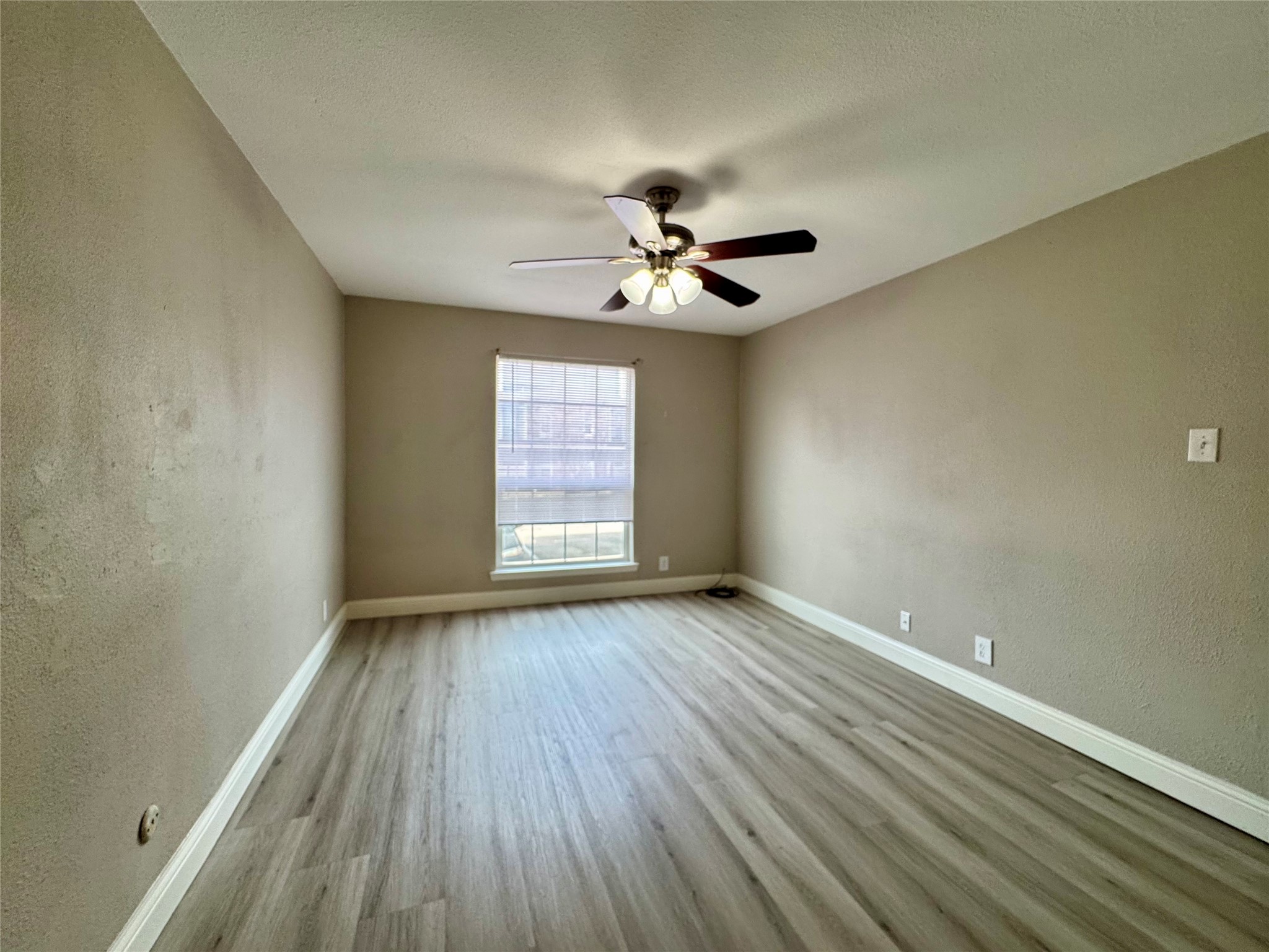 5981 Arapaho Road 303