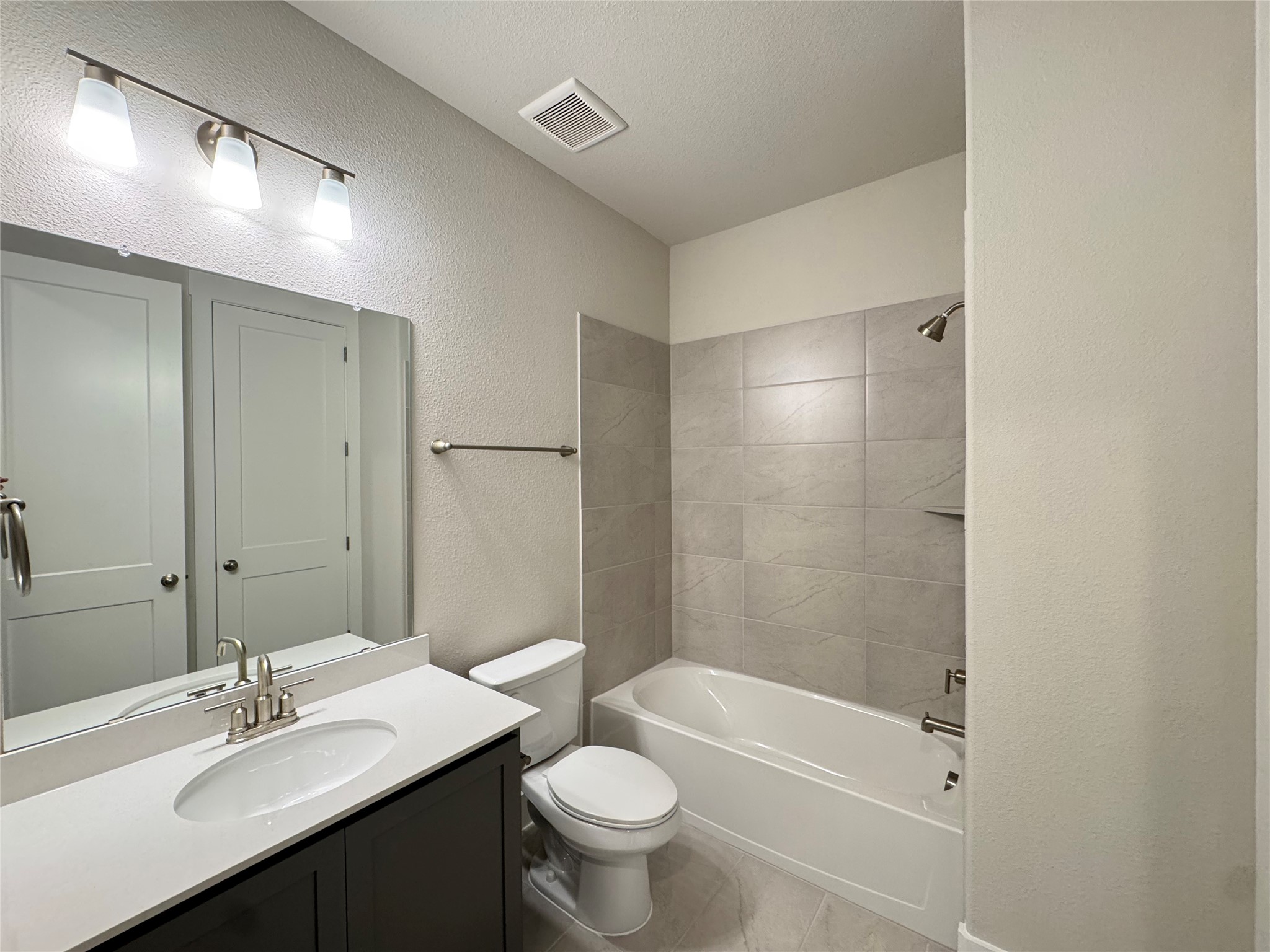 805 Meadowcrest Drive