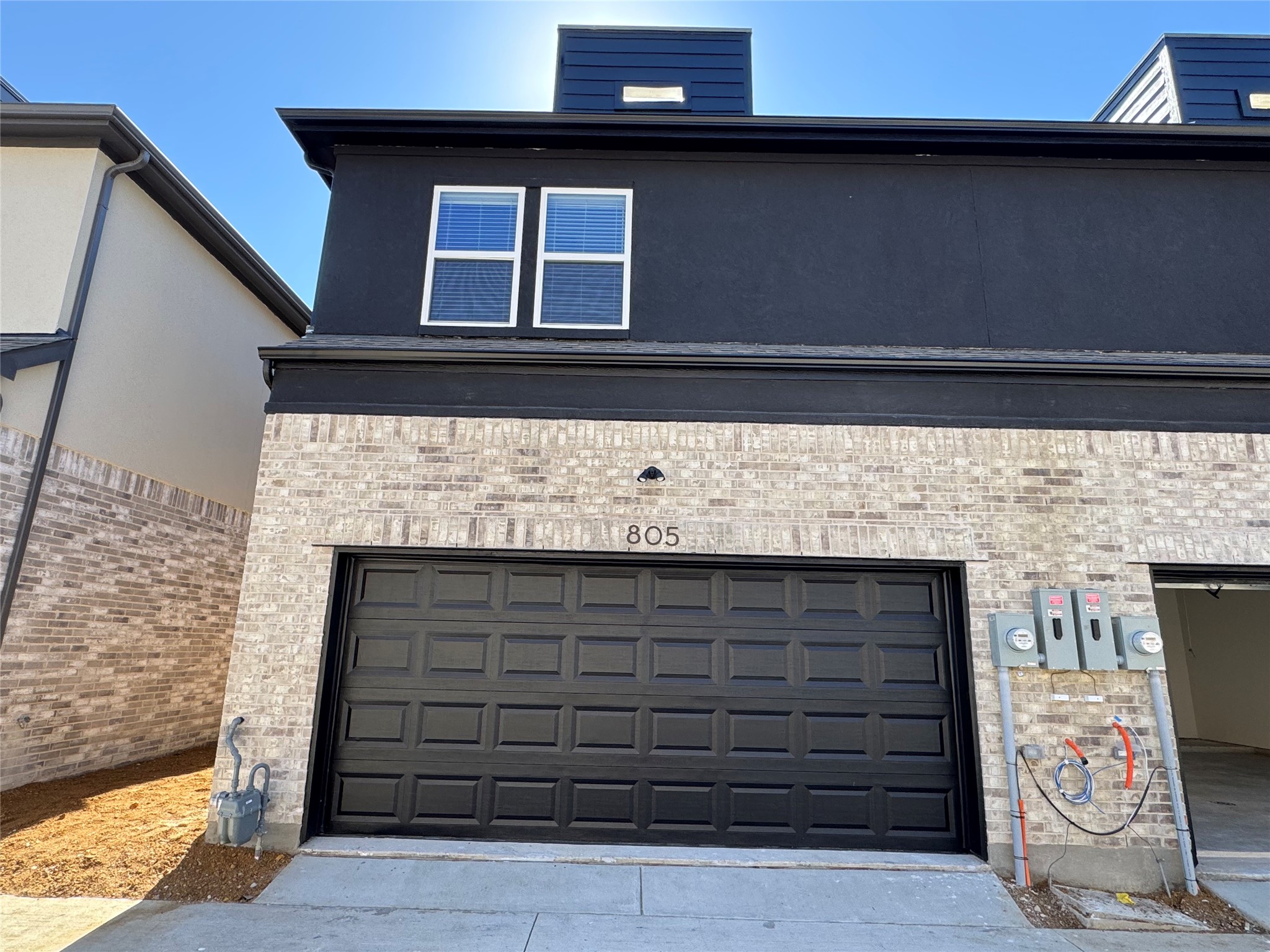 805 Meadowcrest Drive