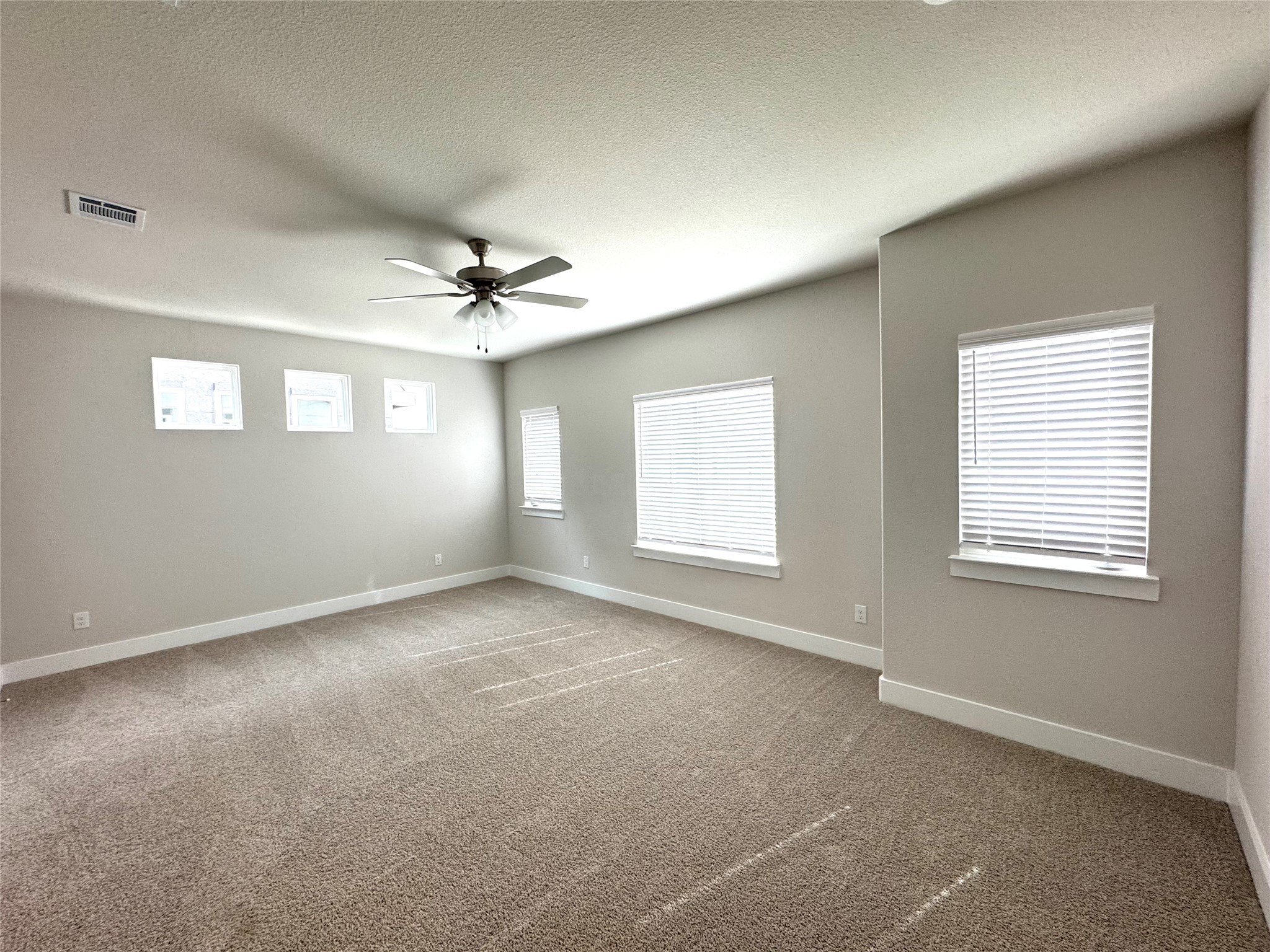 805 Meadowcrest Drive