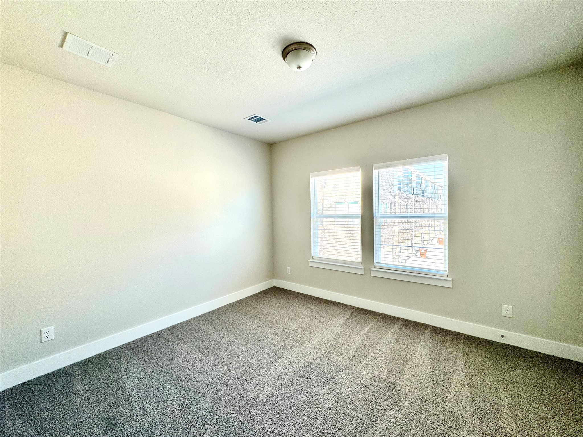809 Meadowcrest Drive