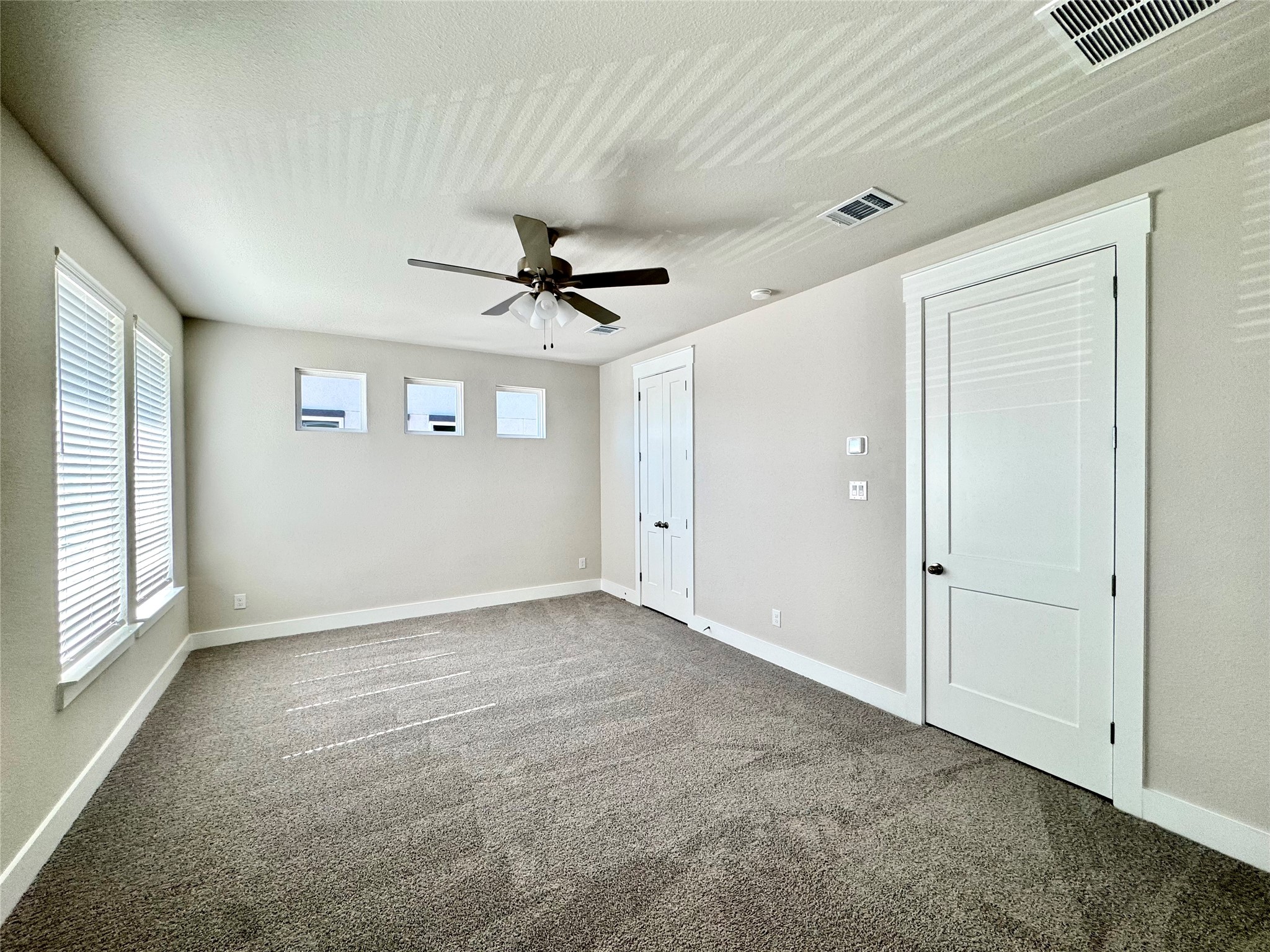 809 Meadowcrest Drive