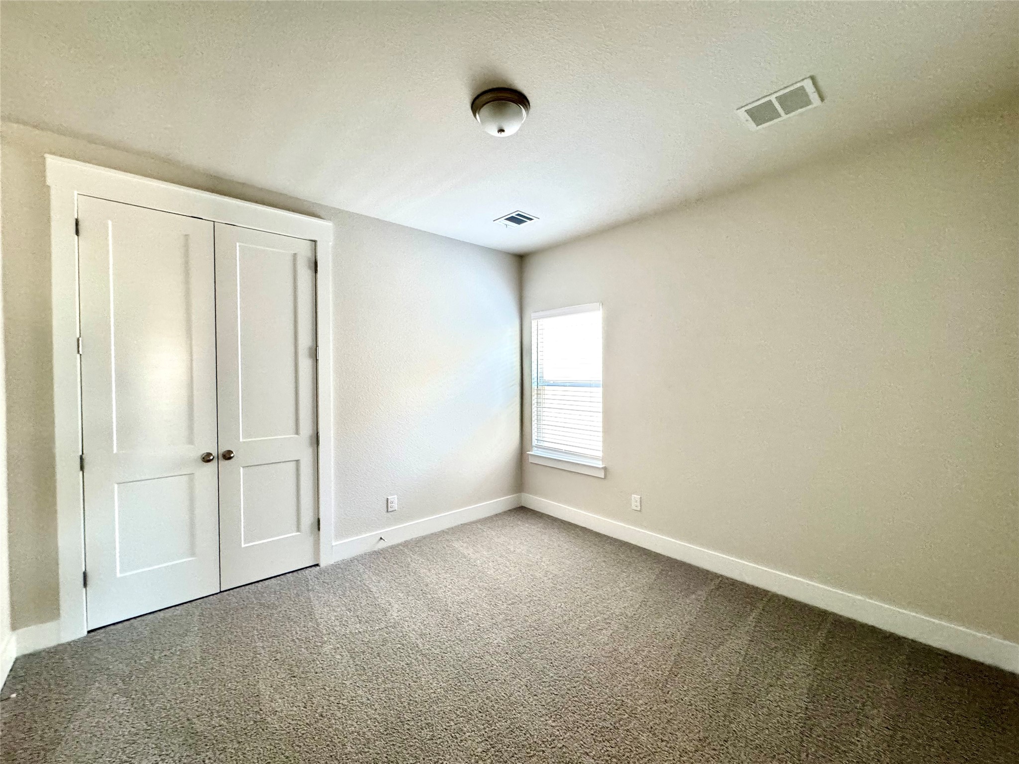 809 Meadowcrest Drive