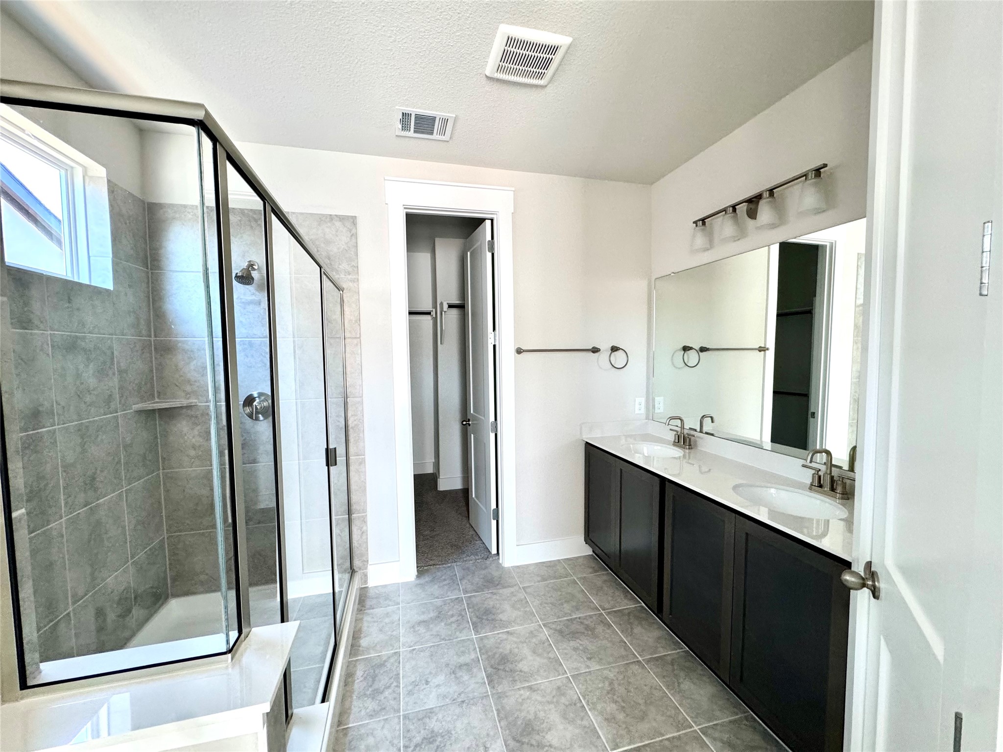 809 Meadowcrest Drive