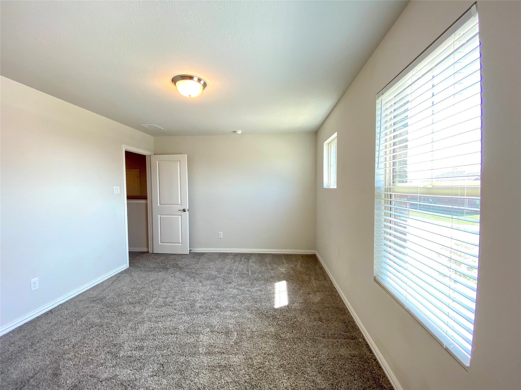 1800 Canyon Lane