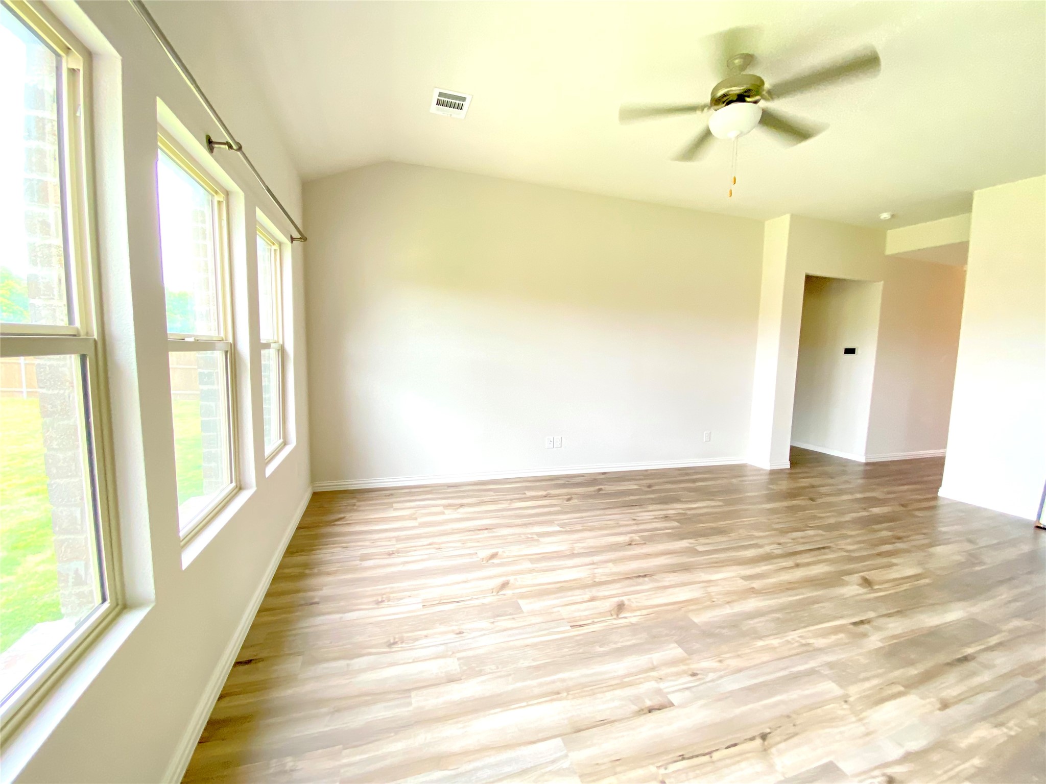 1800 Canyon Lane