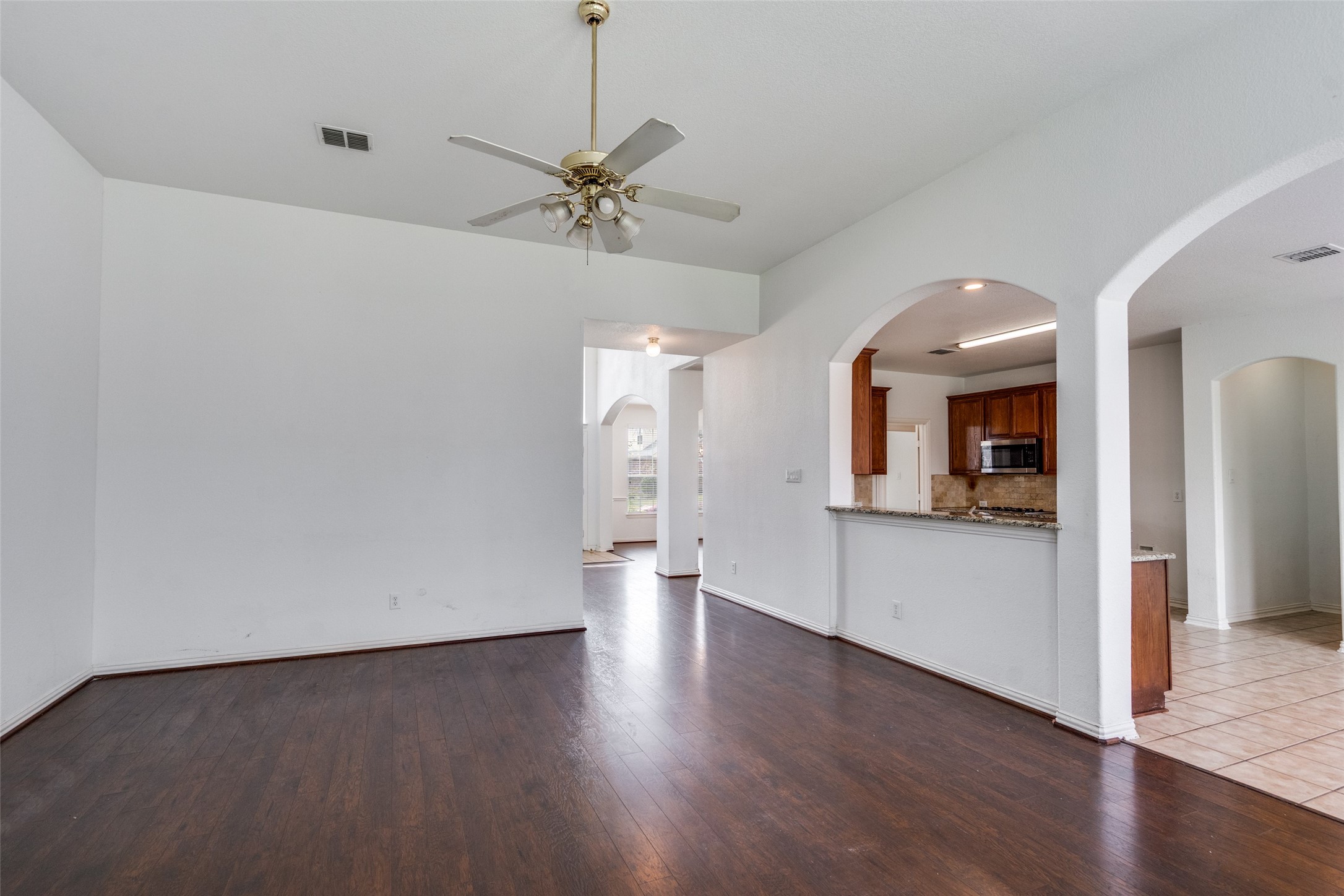 1617 Clarke Springs