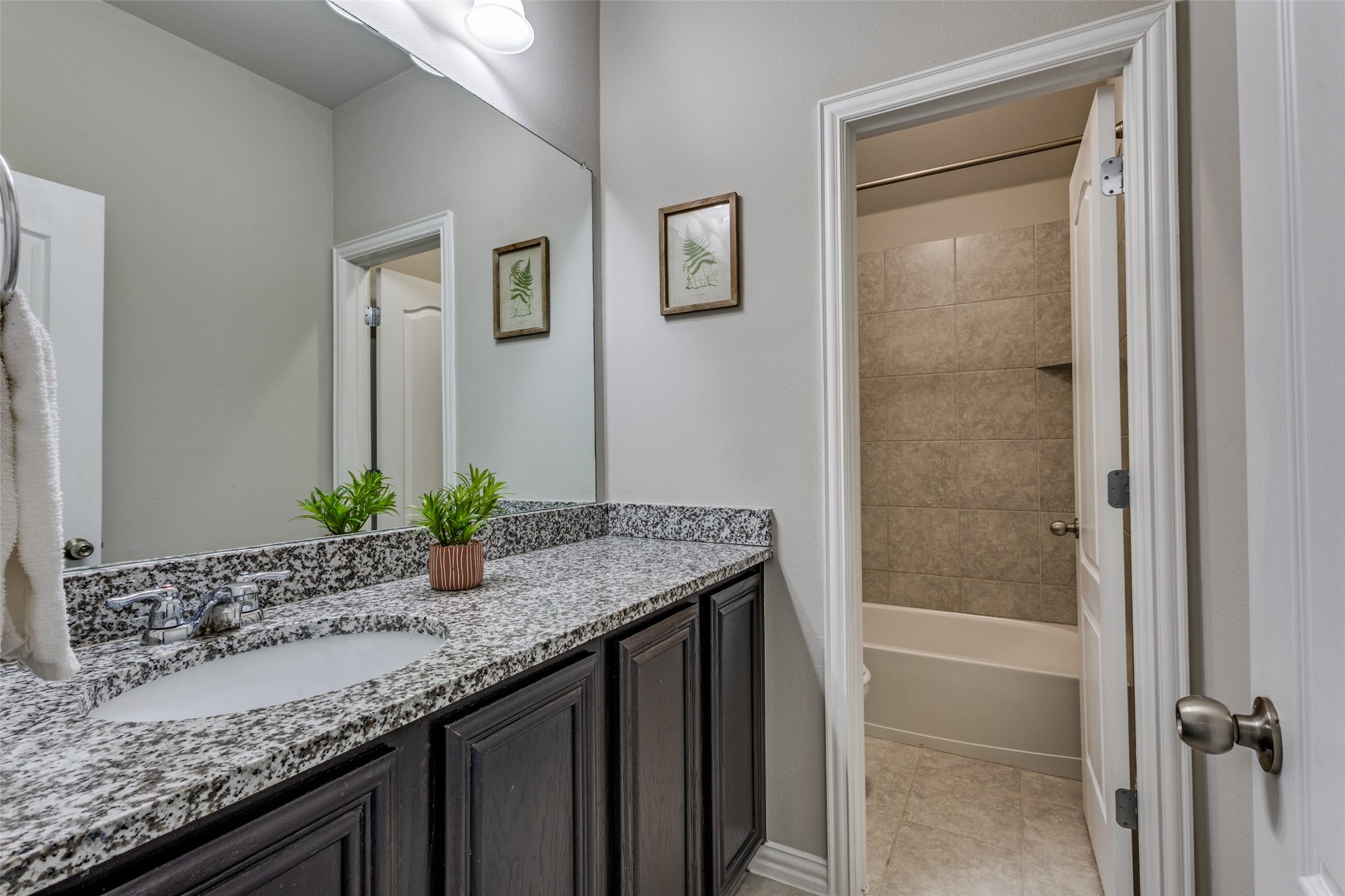 5609 Fremont