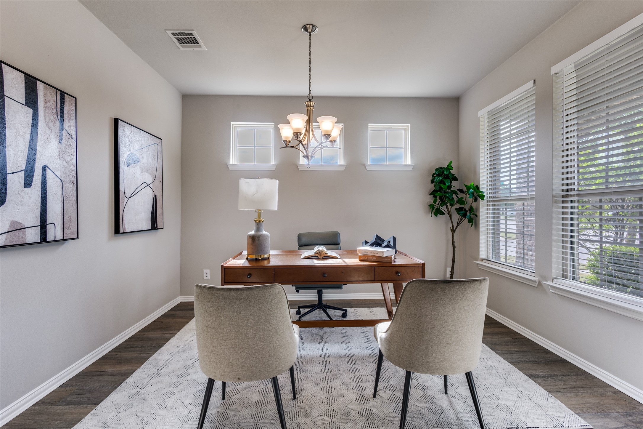5609 Fremont