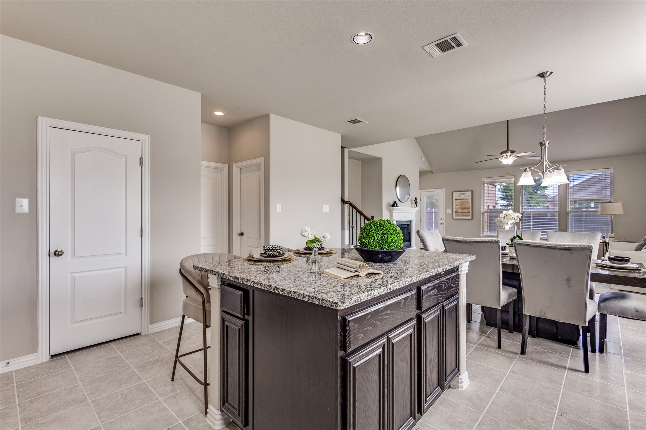 5609 Fremont