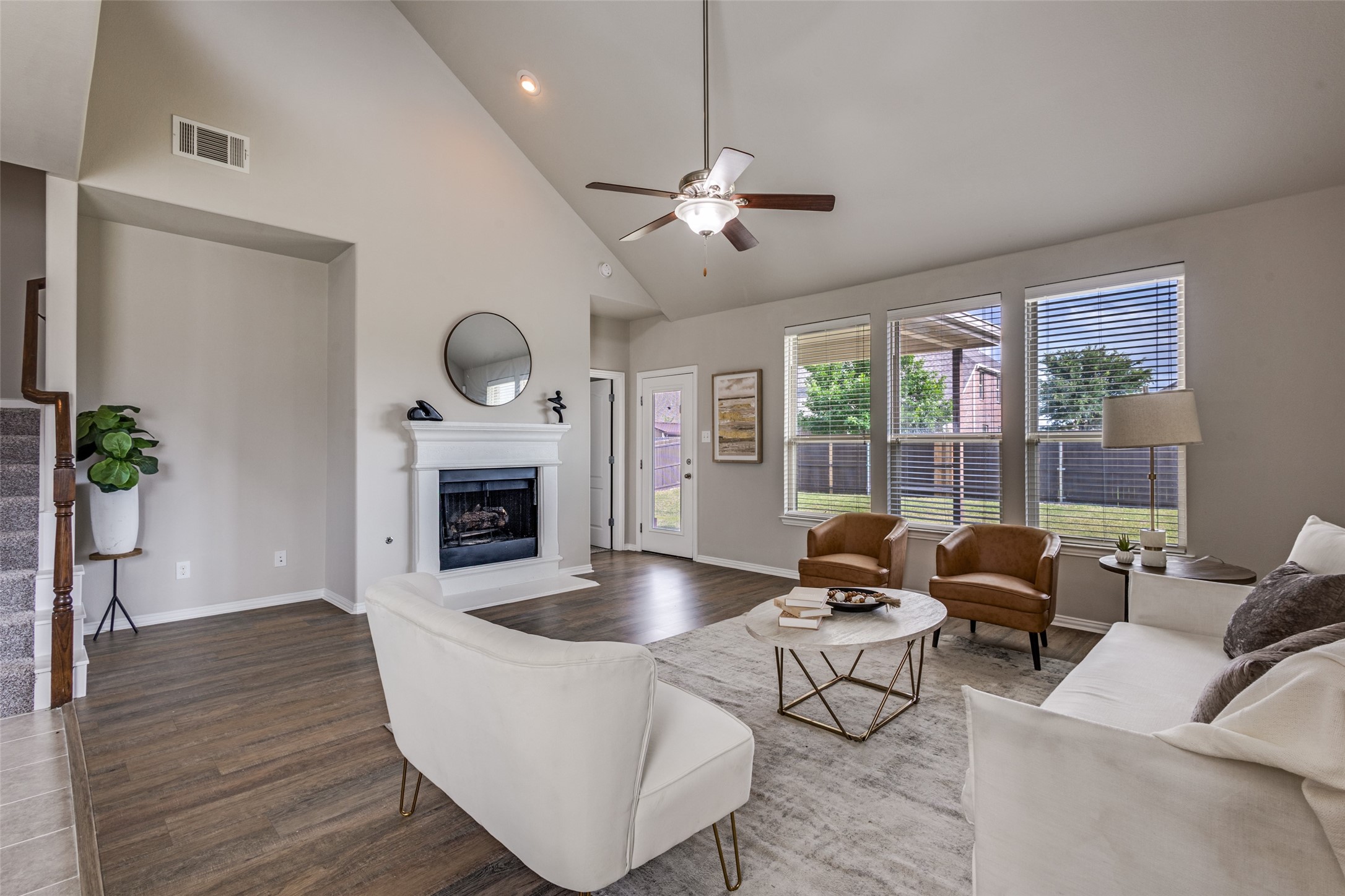 5609 Fremont