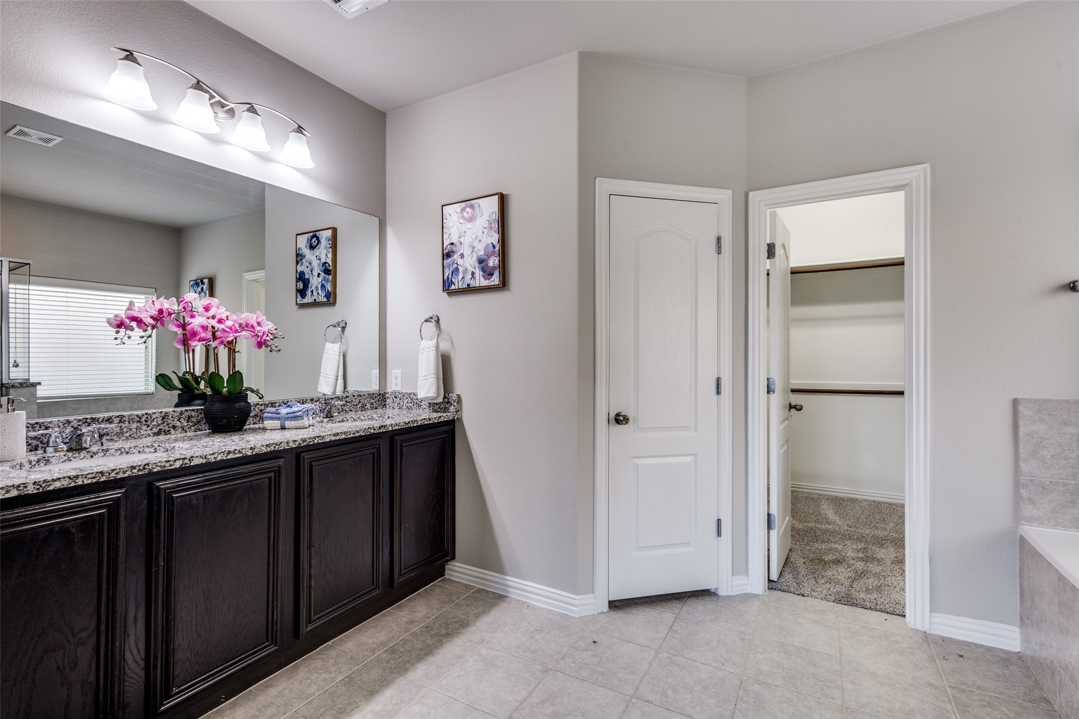5609 Fremont