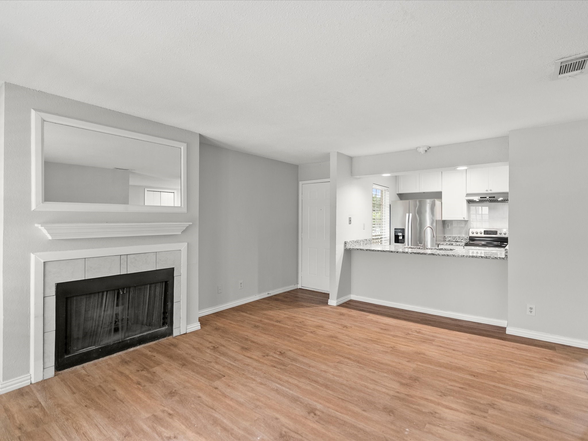 5981 Arapaho Road 304