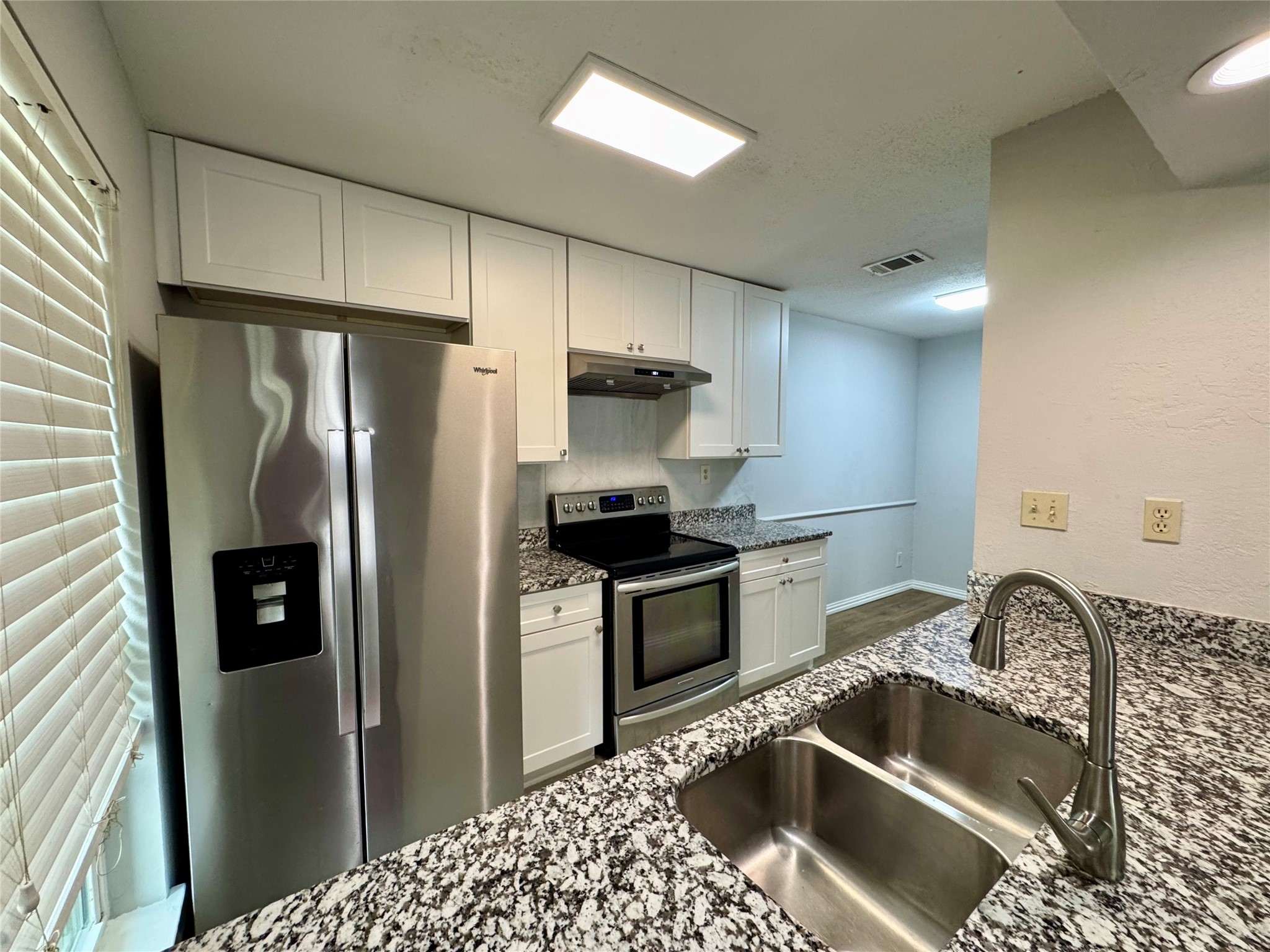 5981 Arapaho Road 304