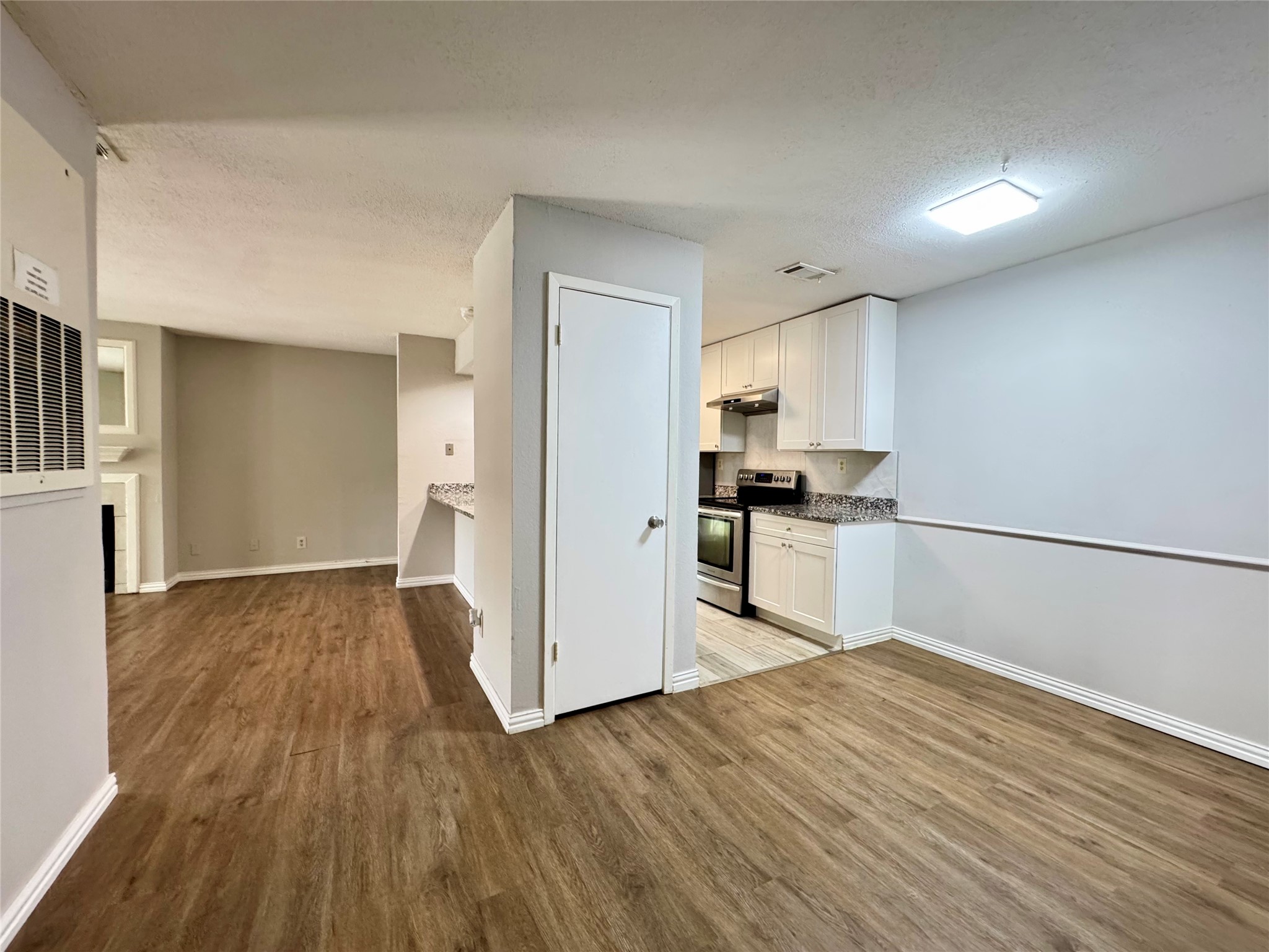 5981 Arapaho Road 304