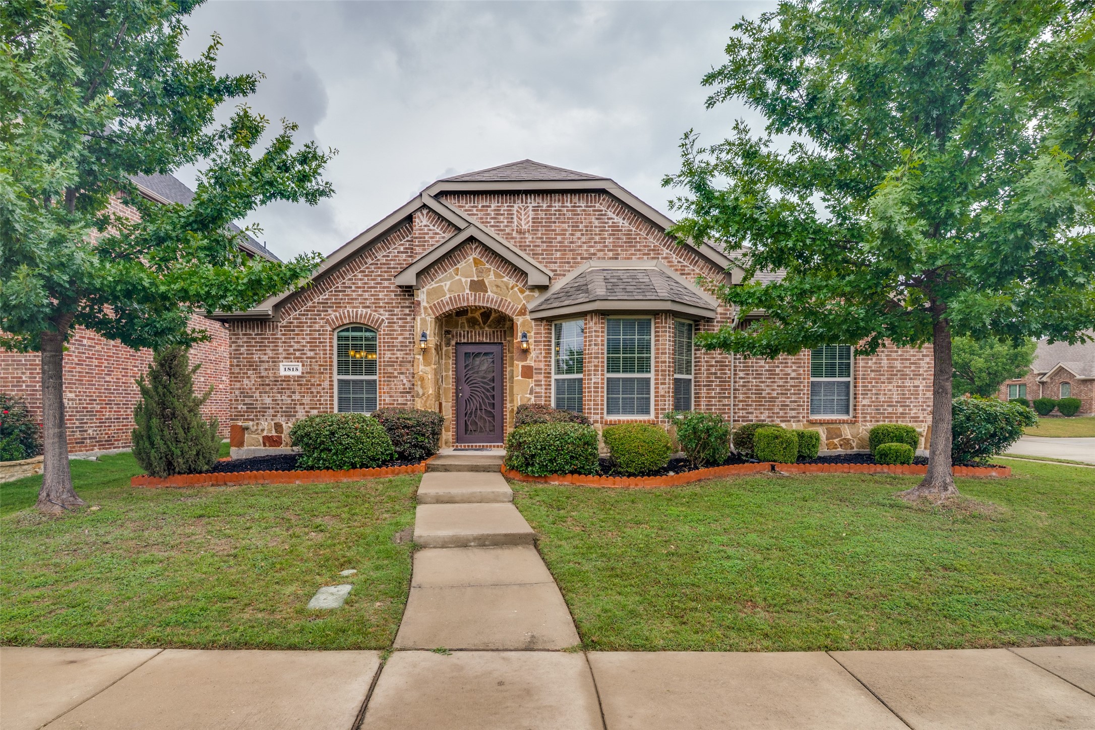 1815 Drake Drive