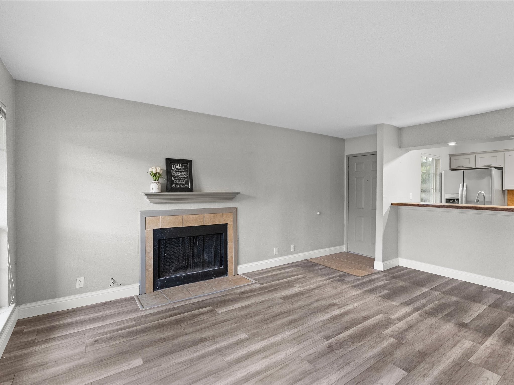 5981 Arapaho Road 303