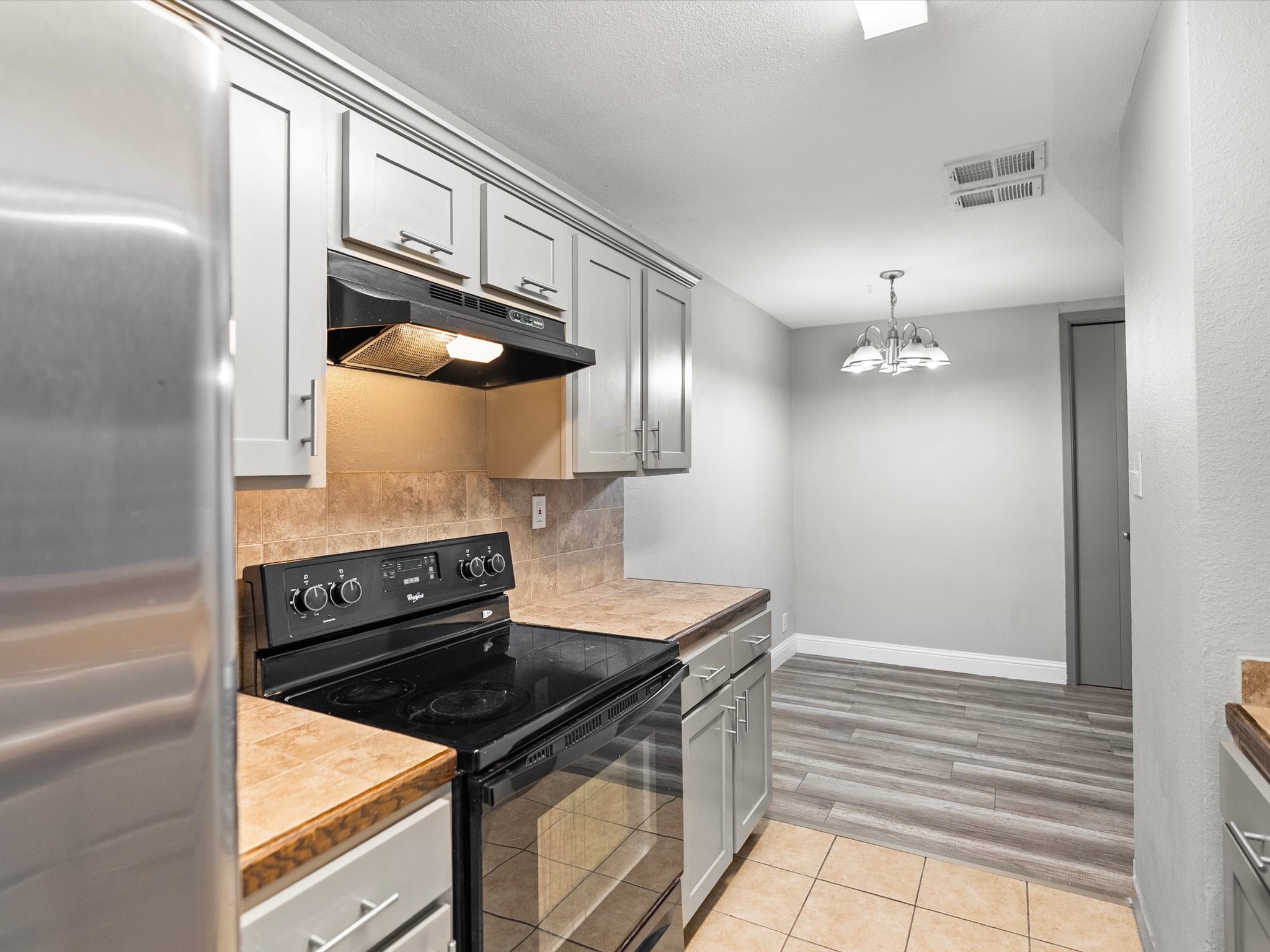 5981 Arapaho Road 303