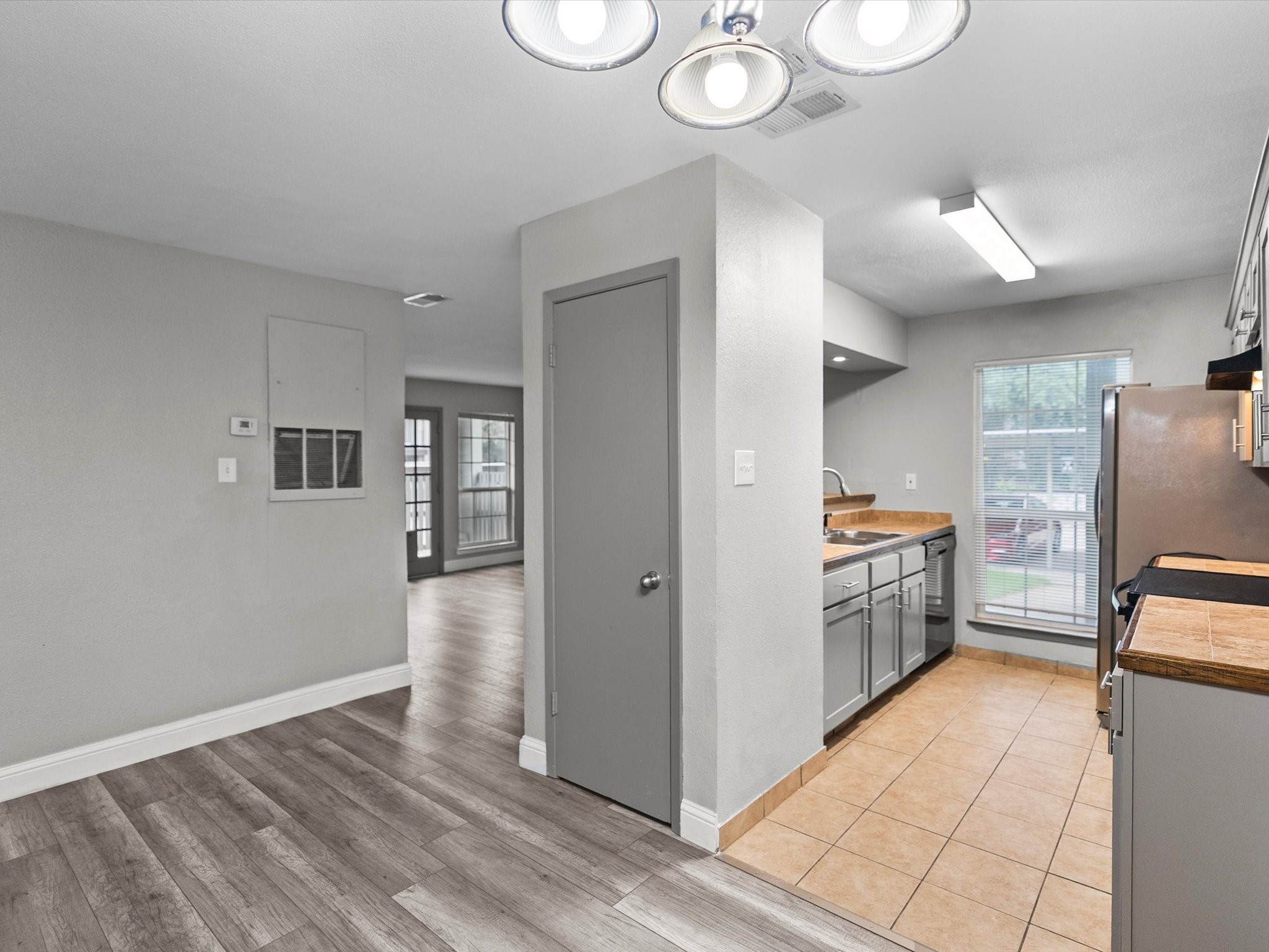 5981 Arapaho Road 303