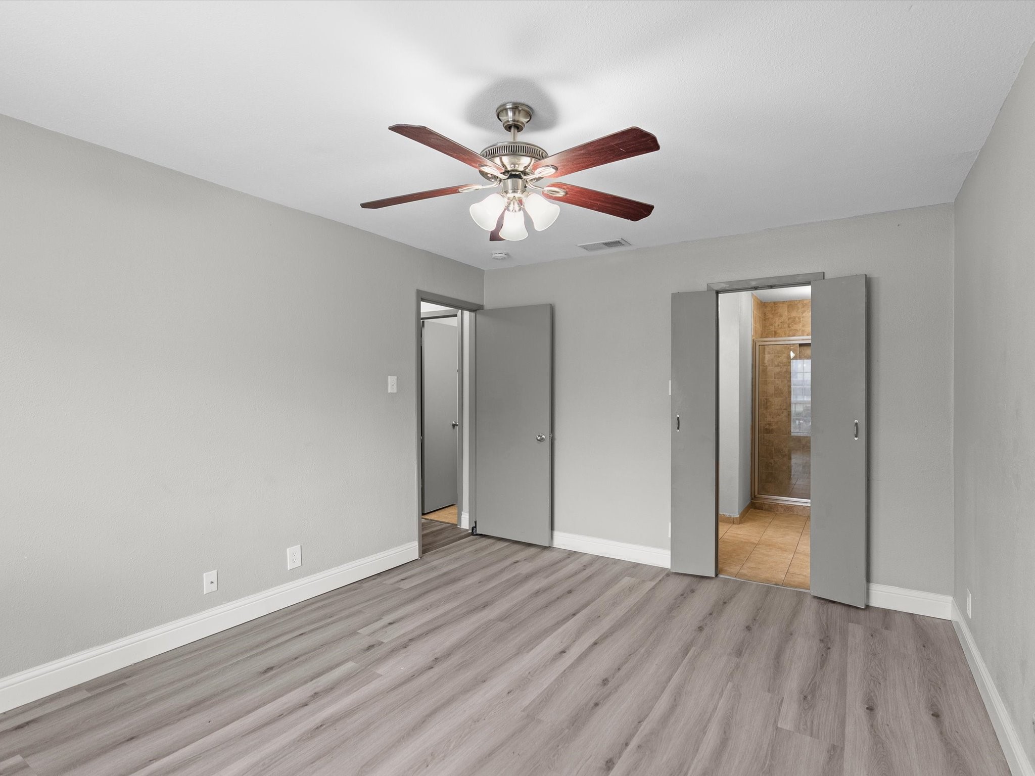 5981 Arapaho Road 303